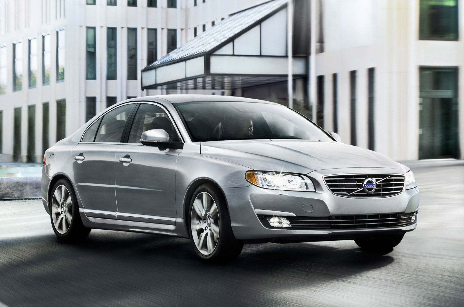 Volvo S80 photo #1