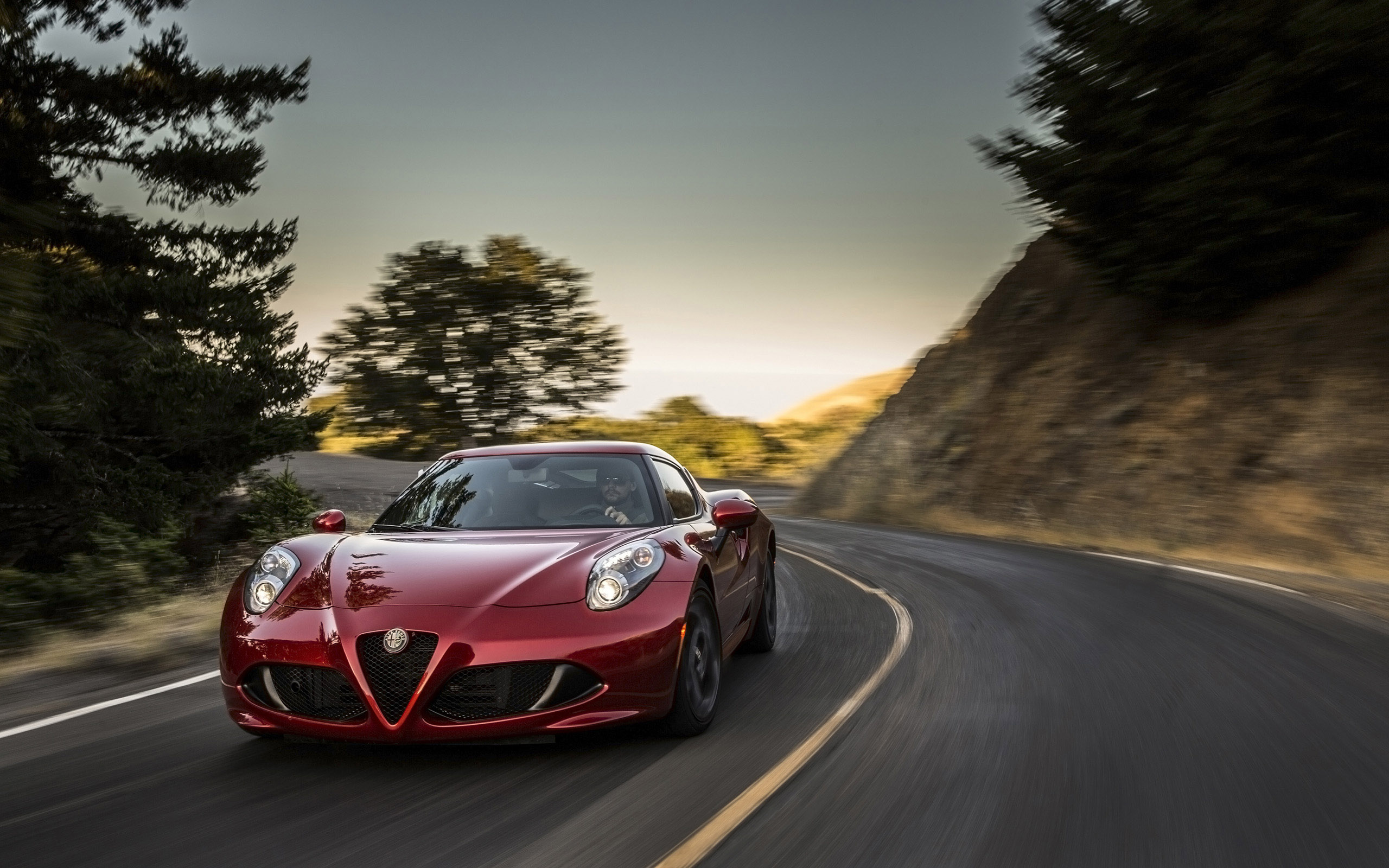 2015 Alfa Romeo 4C Coupe US-Version - HD Pictures @ carsinvasion.com