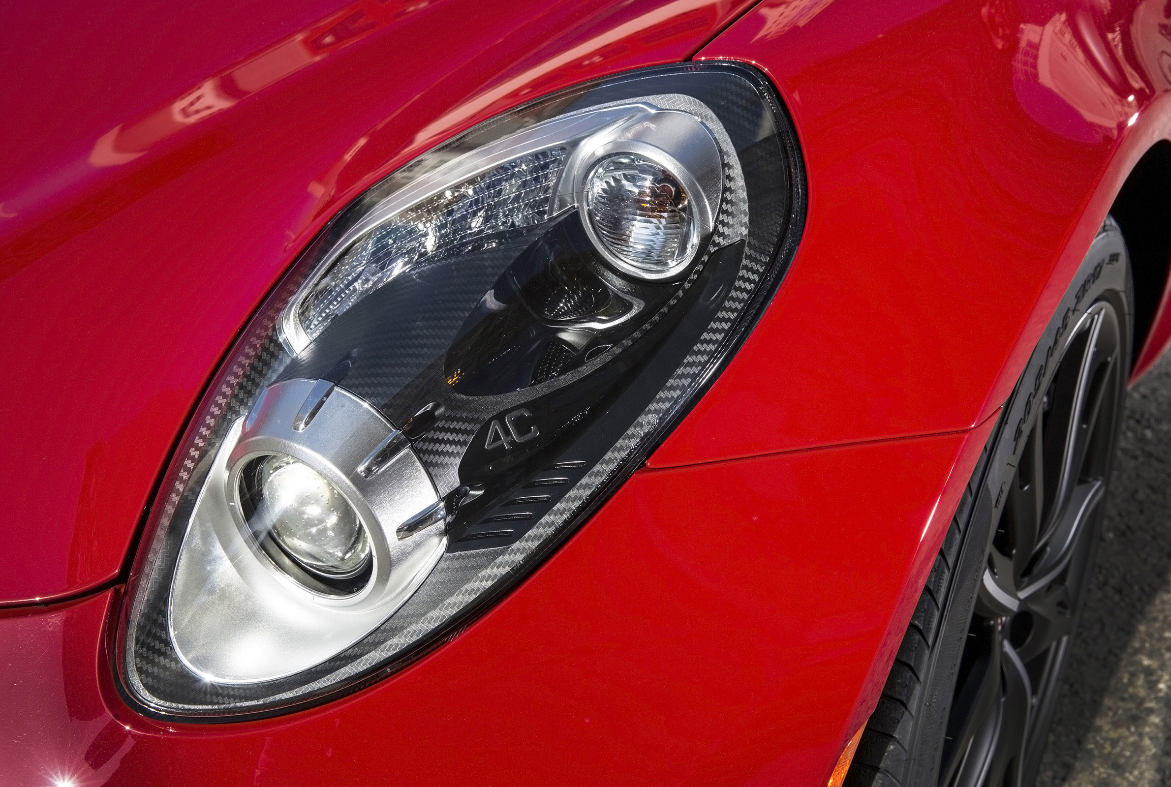 Alfa Romeo 4C Coupe US-Version photo #87