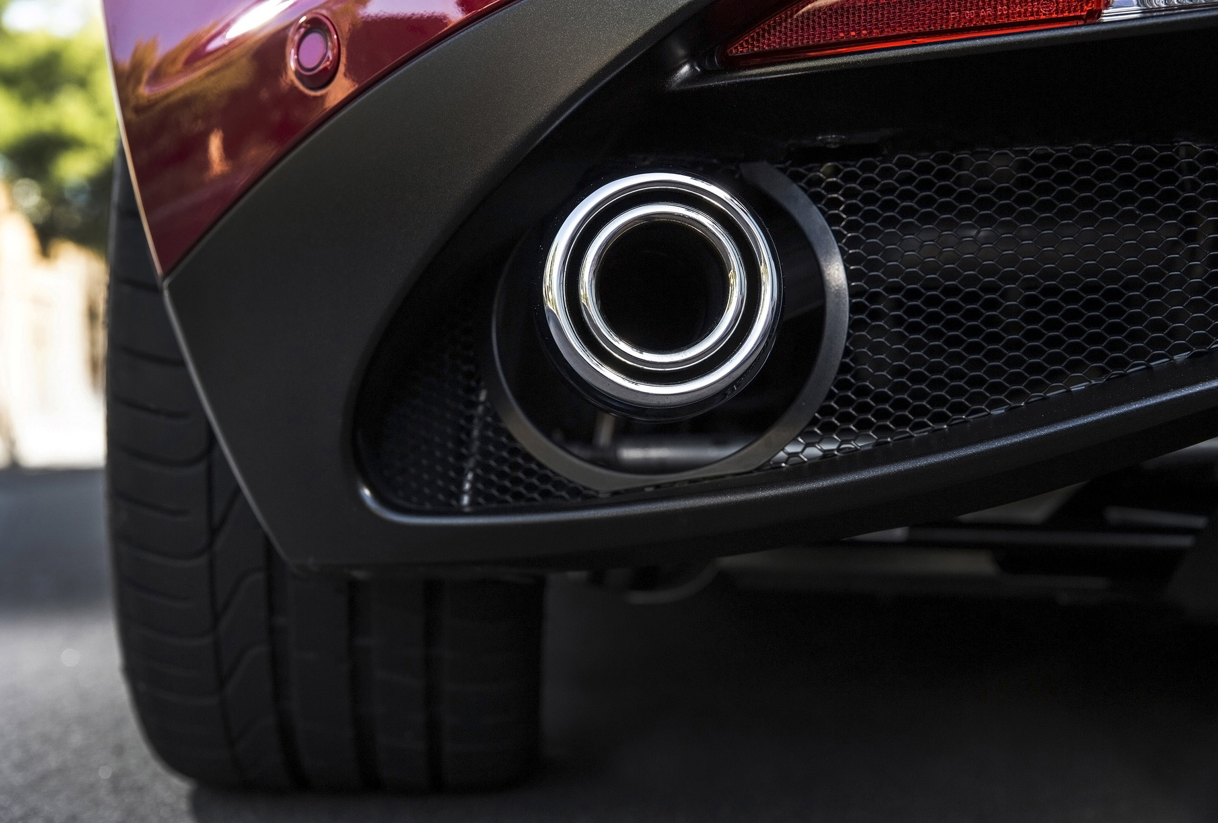 Alfa Romeo 4C Coupe US-Version photo #89