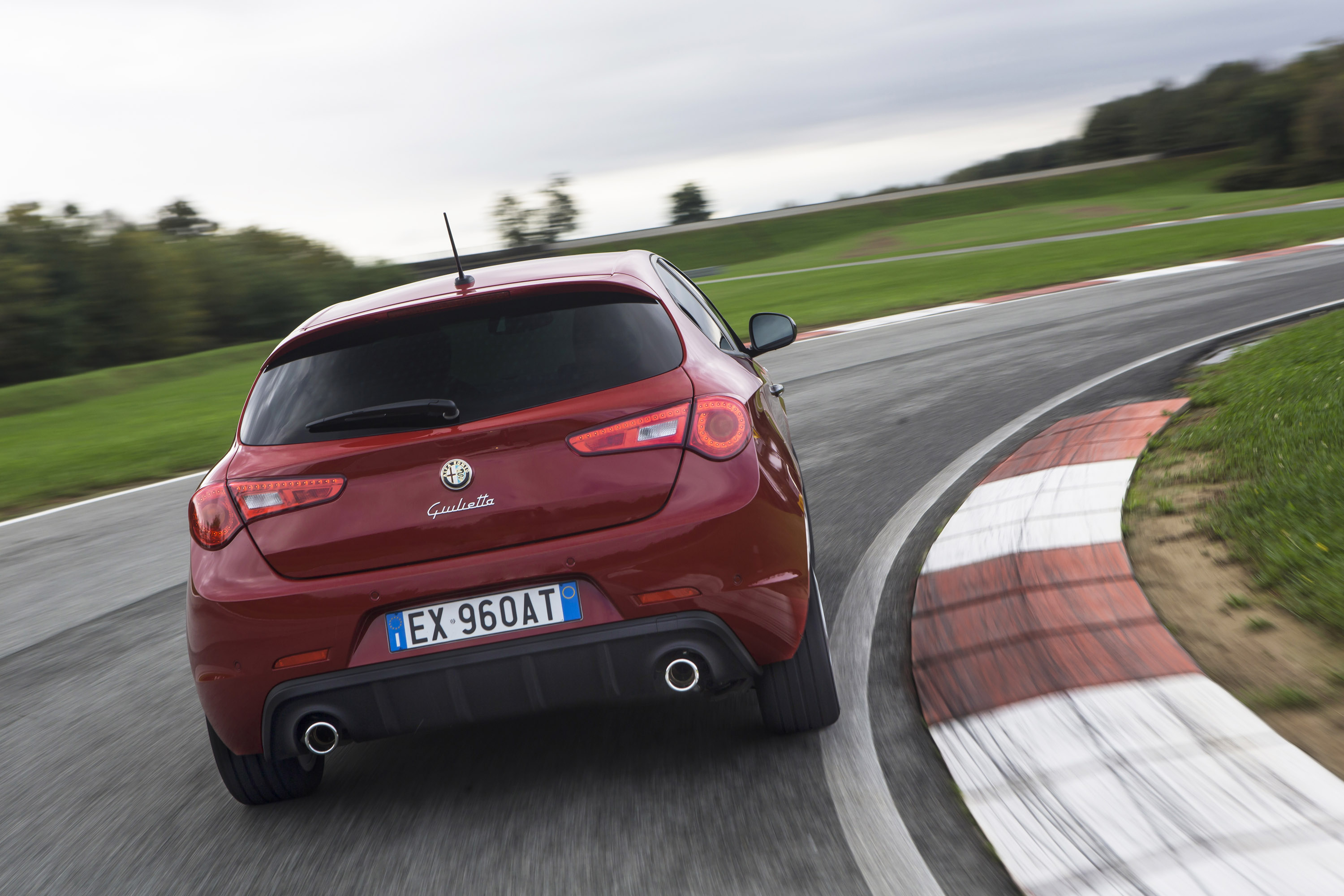 Alfa Romeo Giulietta Sprint photo #43