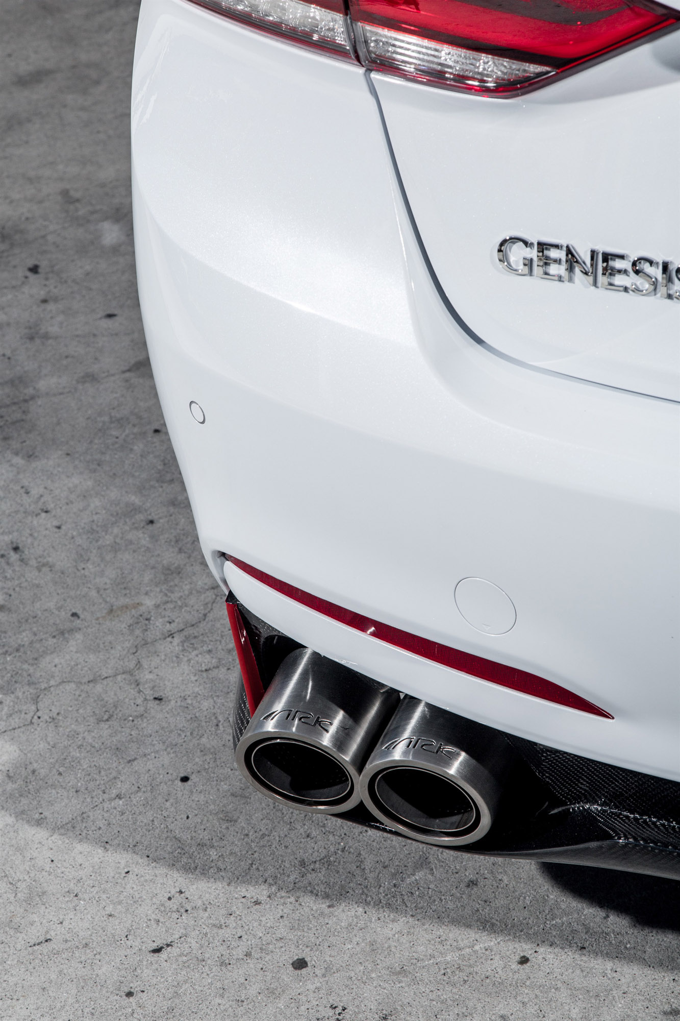 ARK Hyundai Genesis Sedan photo #17