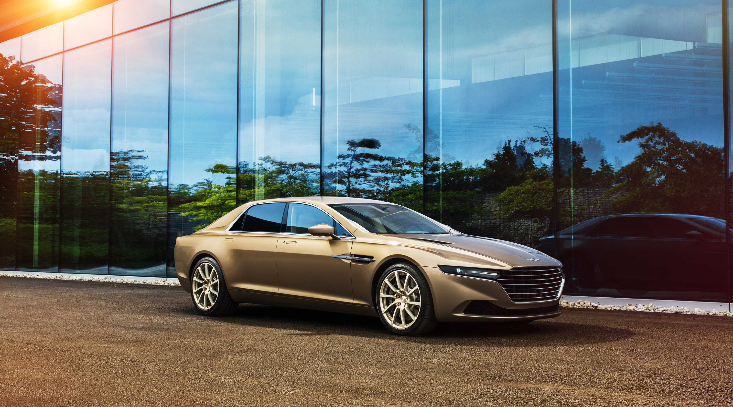 Aston Martin седан Lagonda