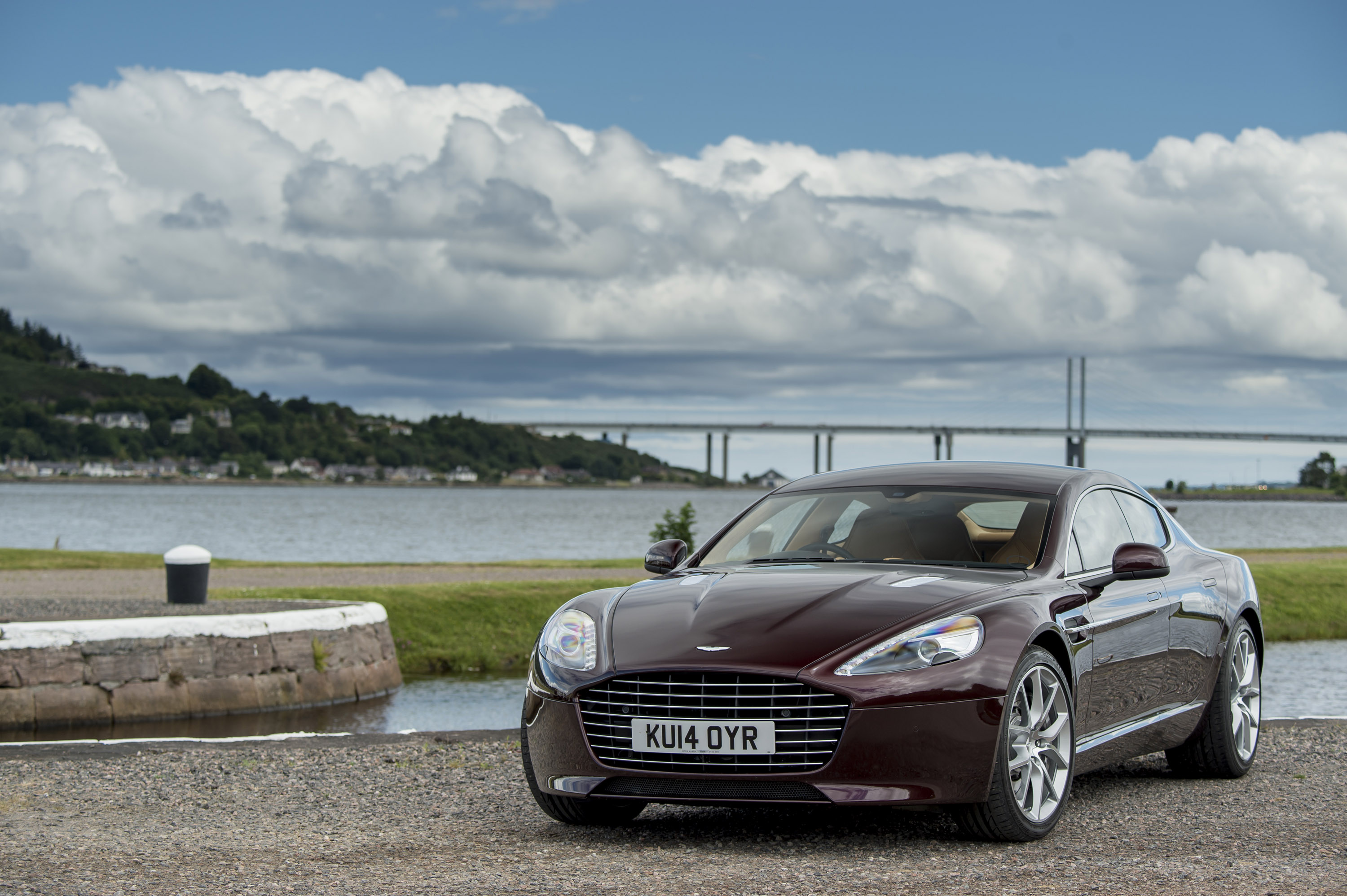 Aston Martin Rapide S photo #1