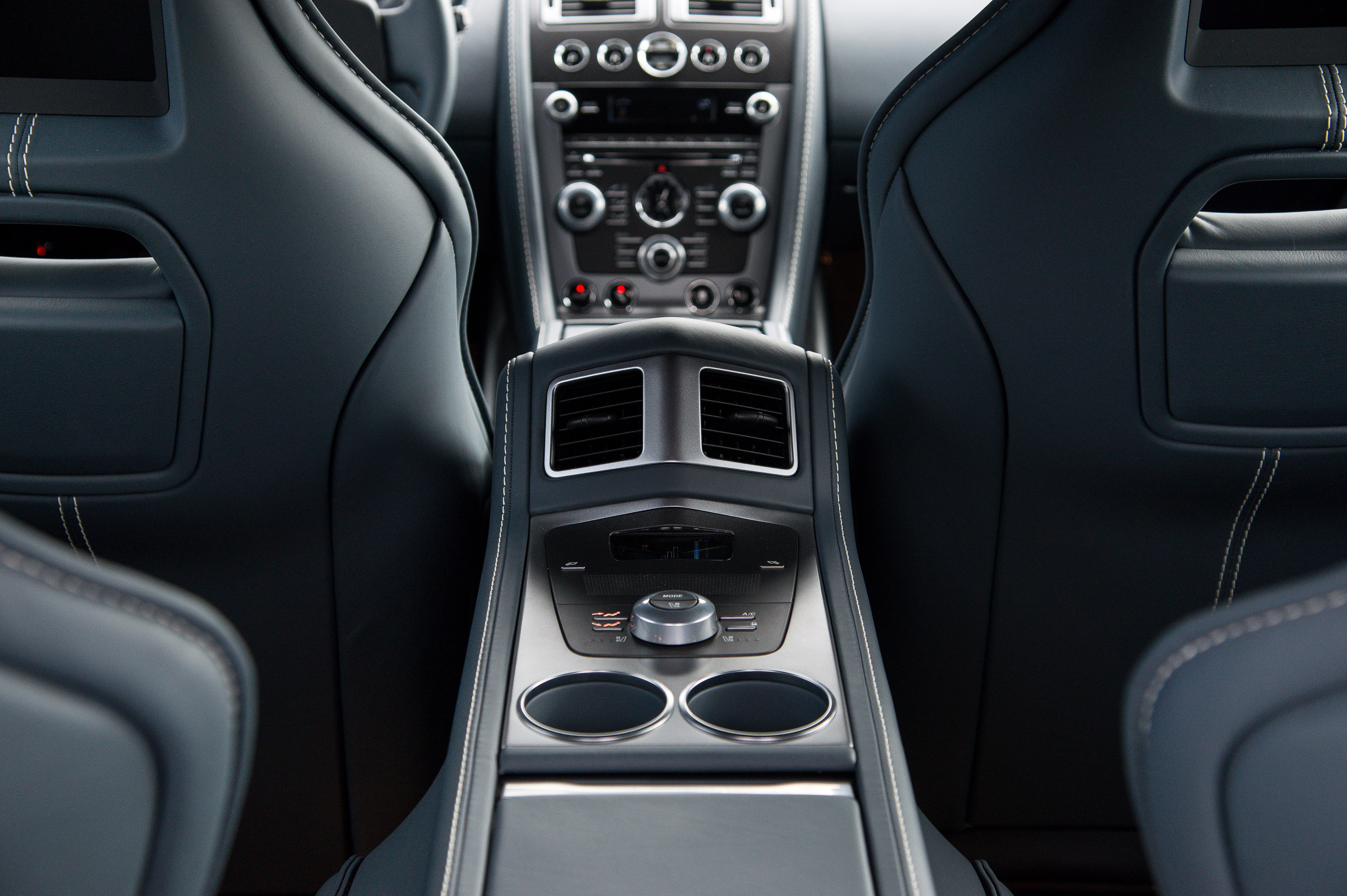 Aston Martin Rapide S photo #28