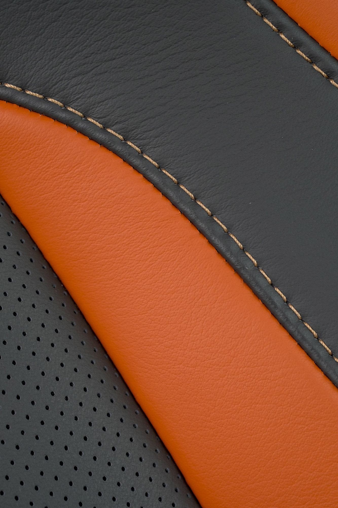 Aston Martin Vanquish photo #27