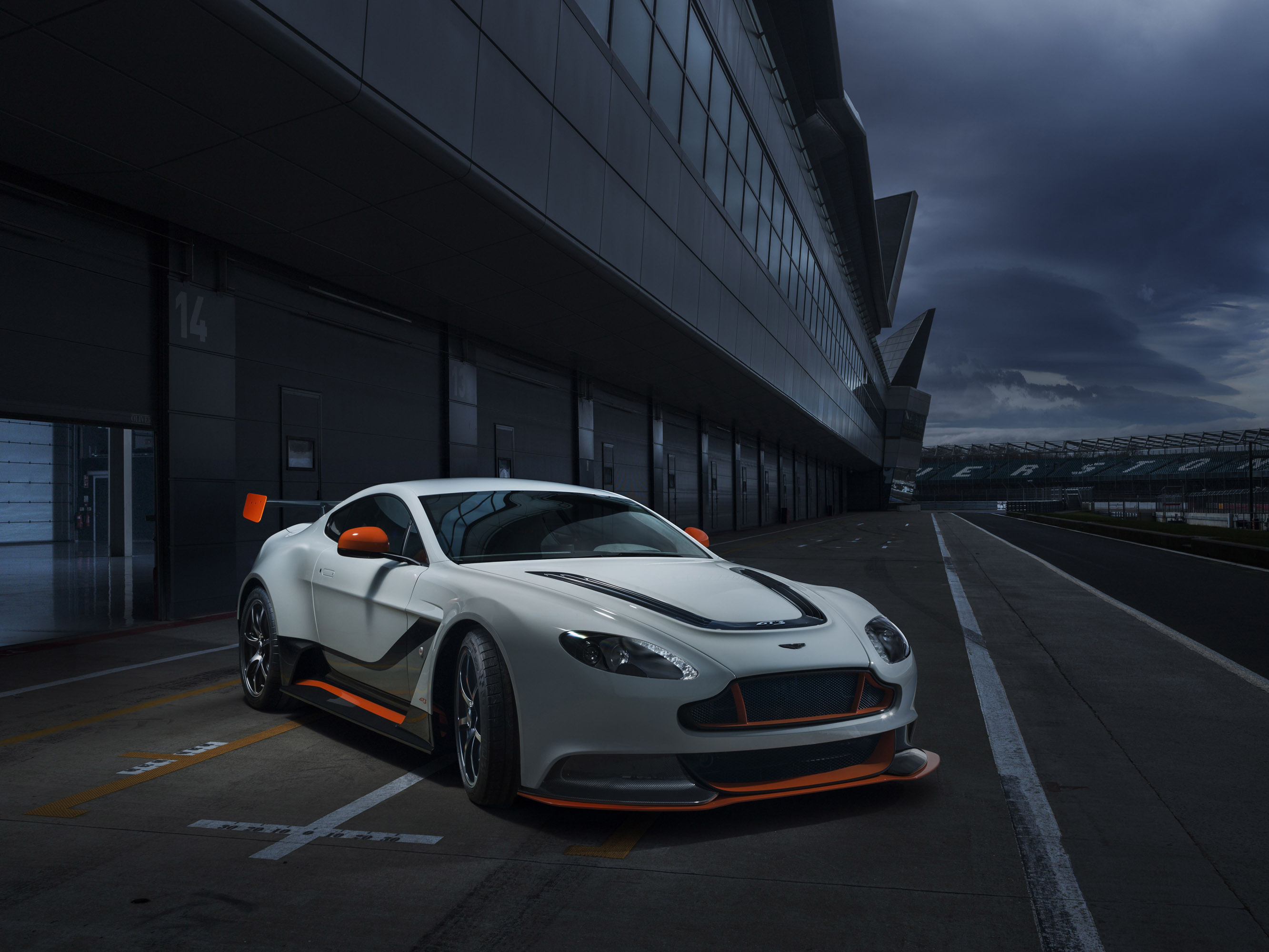 Aston Martin Vantage GT3 Special Edition photo #1