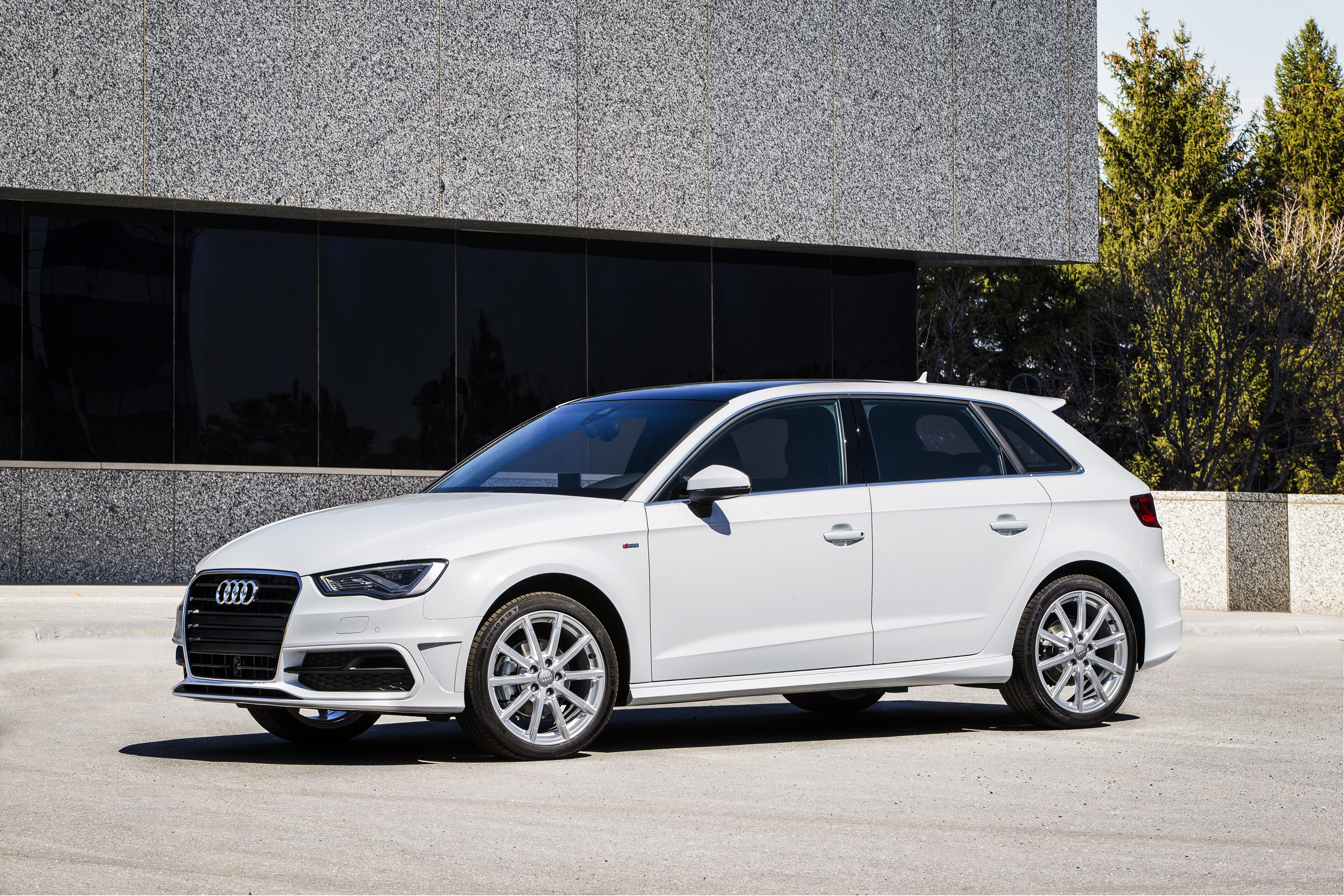 Audi A3 TDI Sportback photo #3