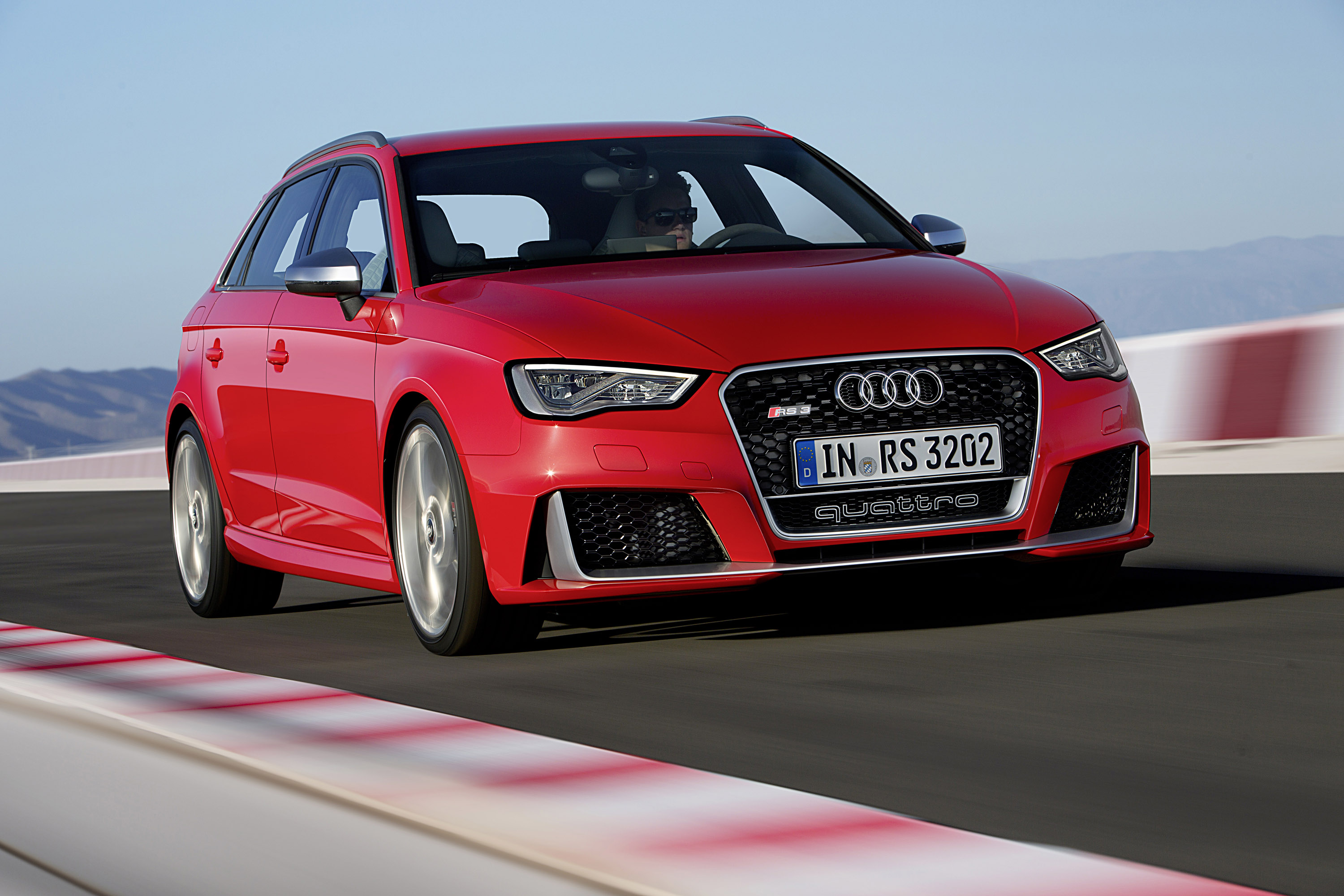 Audi RS3 Sportback photo #3