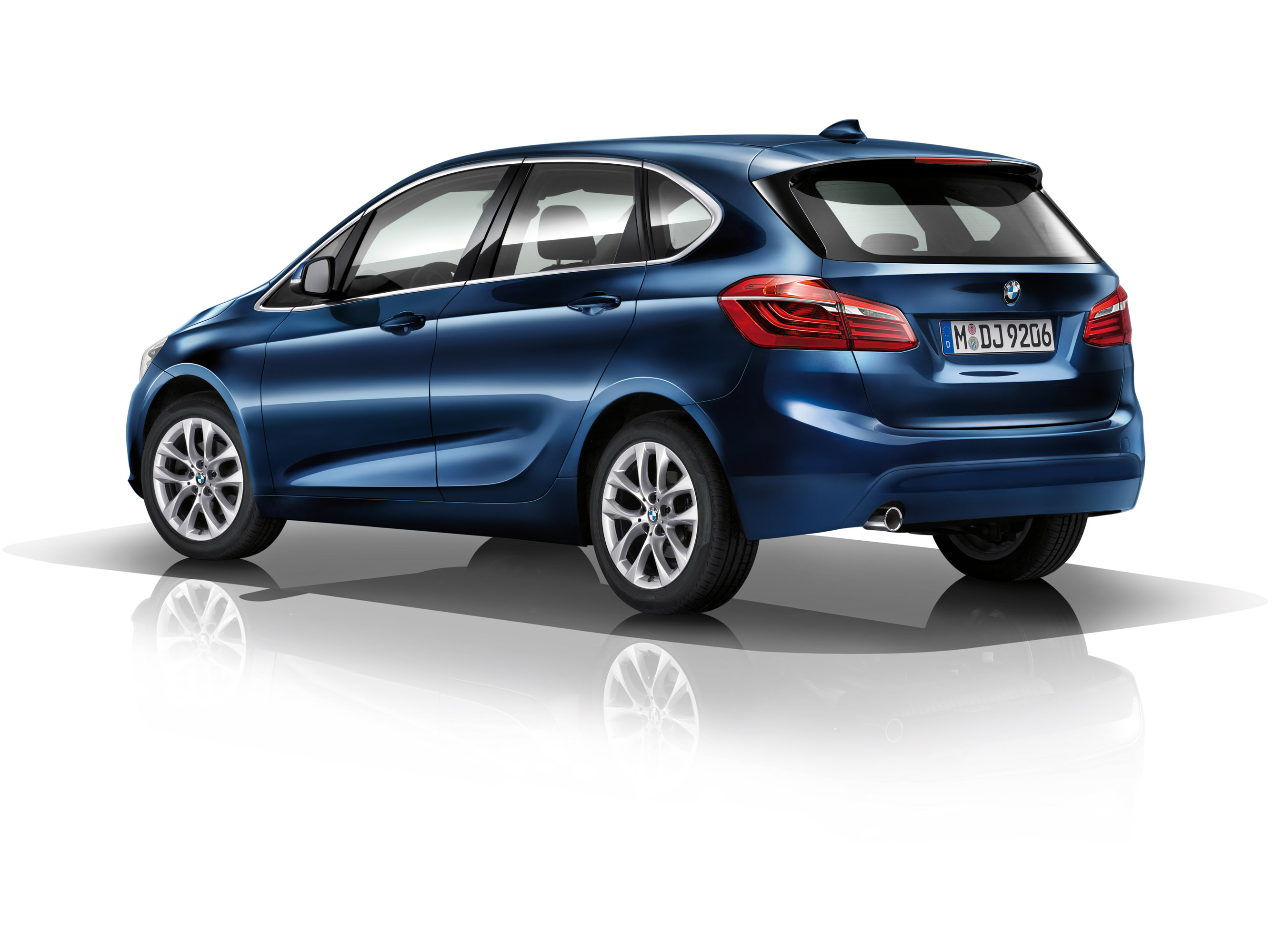 BMW 2-series Active Tourer M Sportpackage photo #3