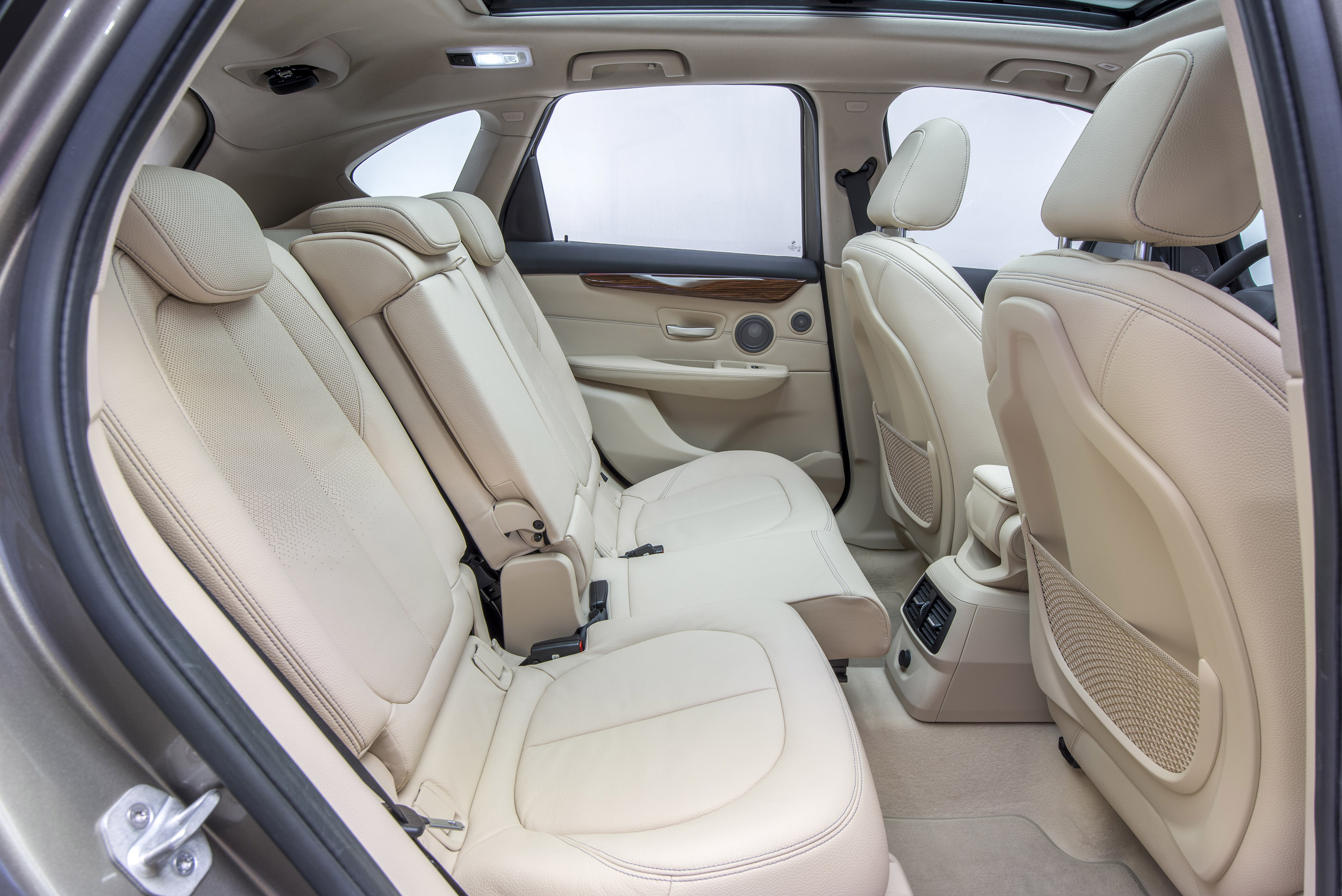 BMW 2-Series Active Tourer photo #44