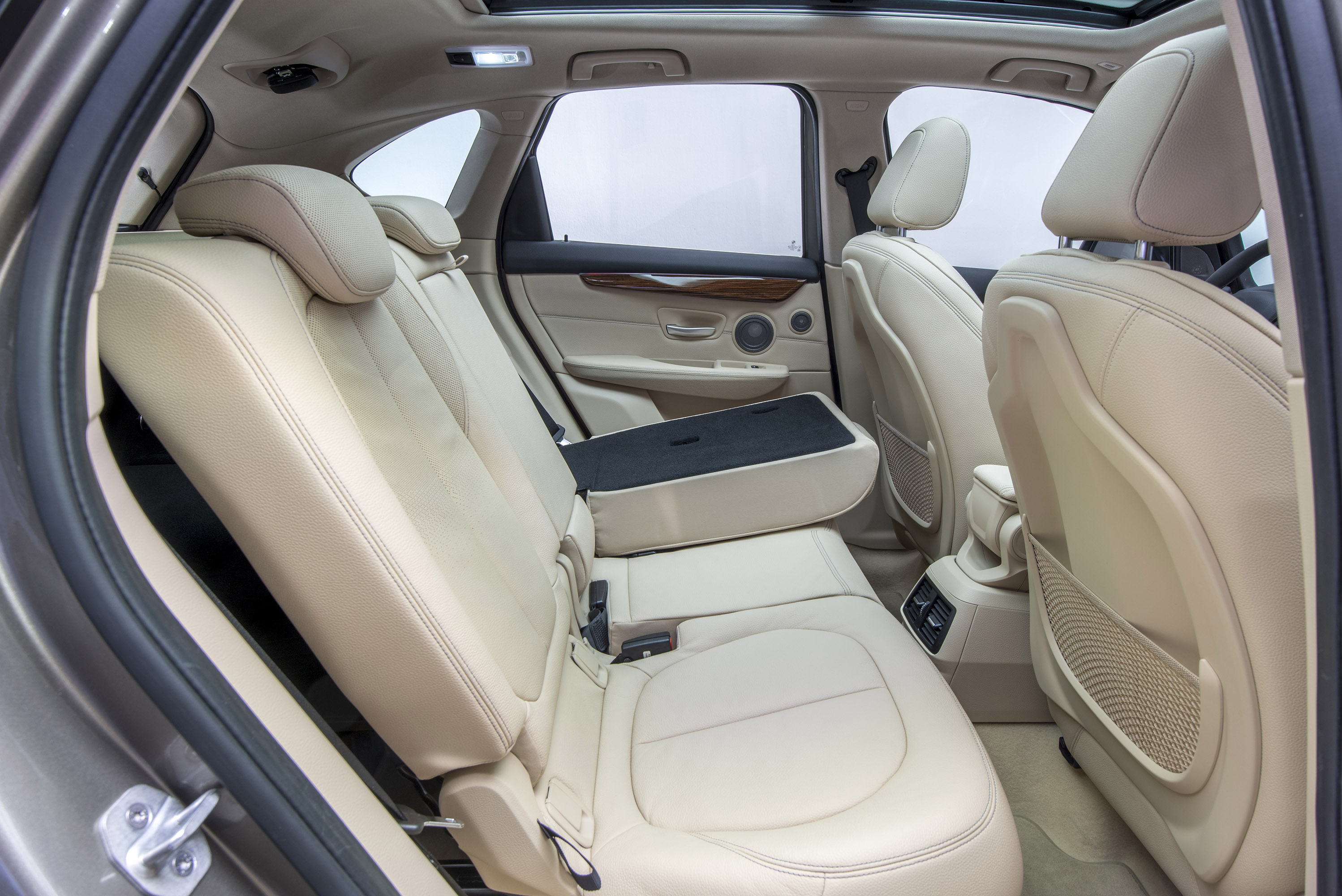 BMW 2-Series Active Tourer photo #47