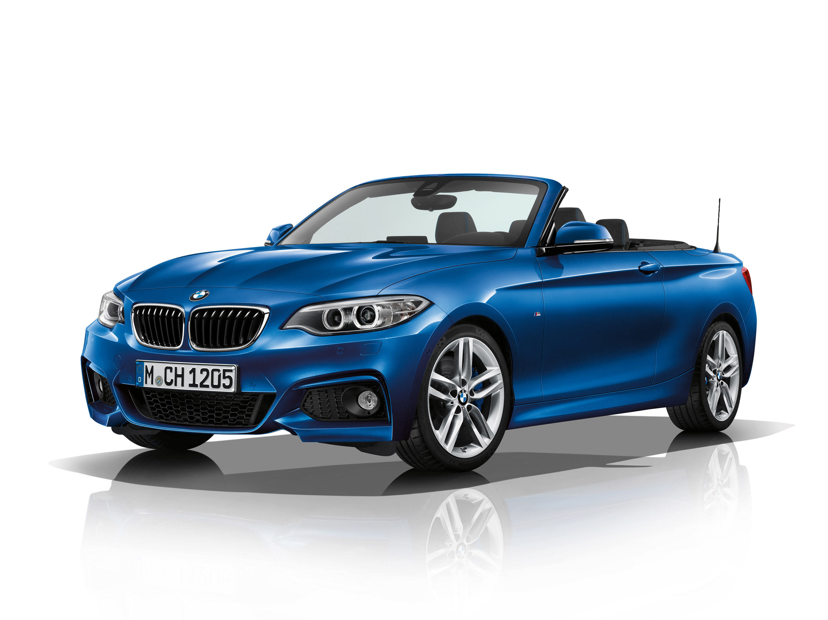 BMW 2-Series Convertible photo #19