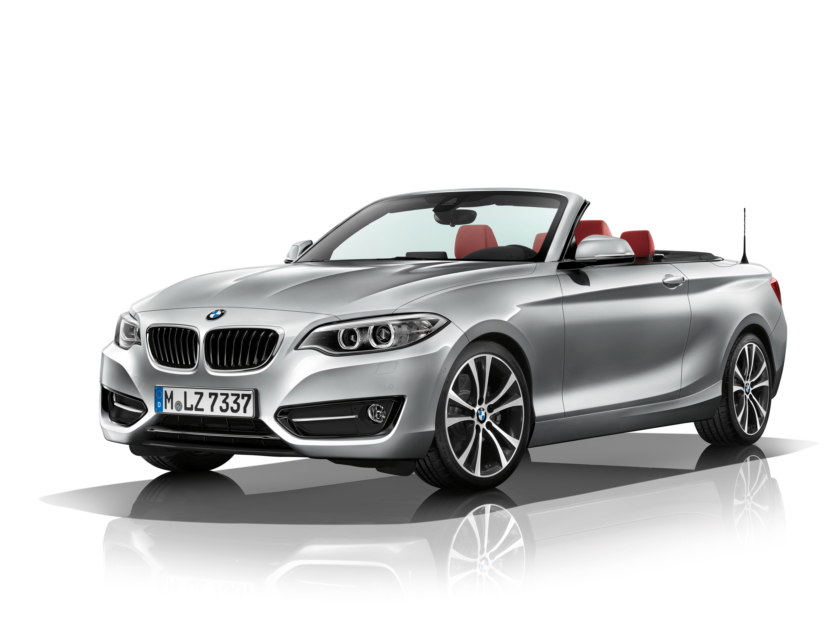 BMW 2-Series Convertible photo #21