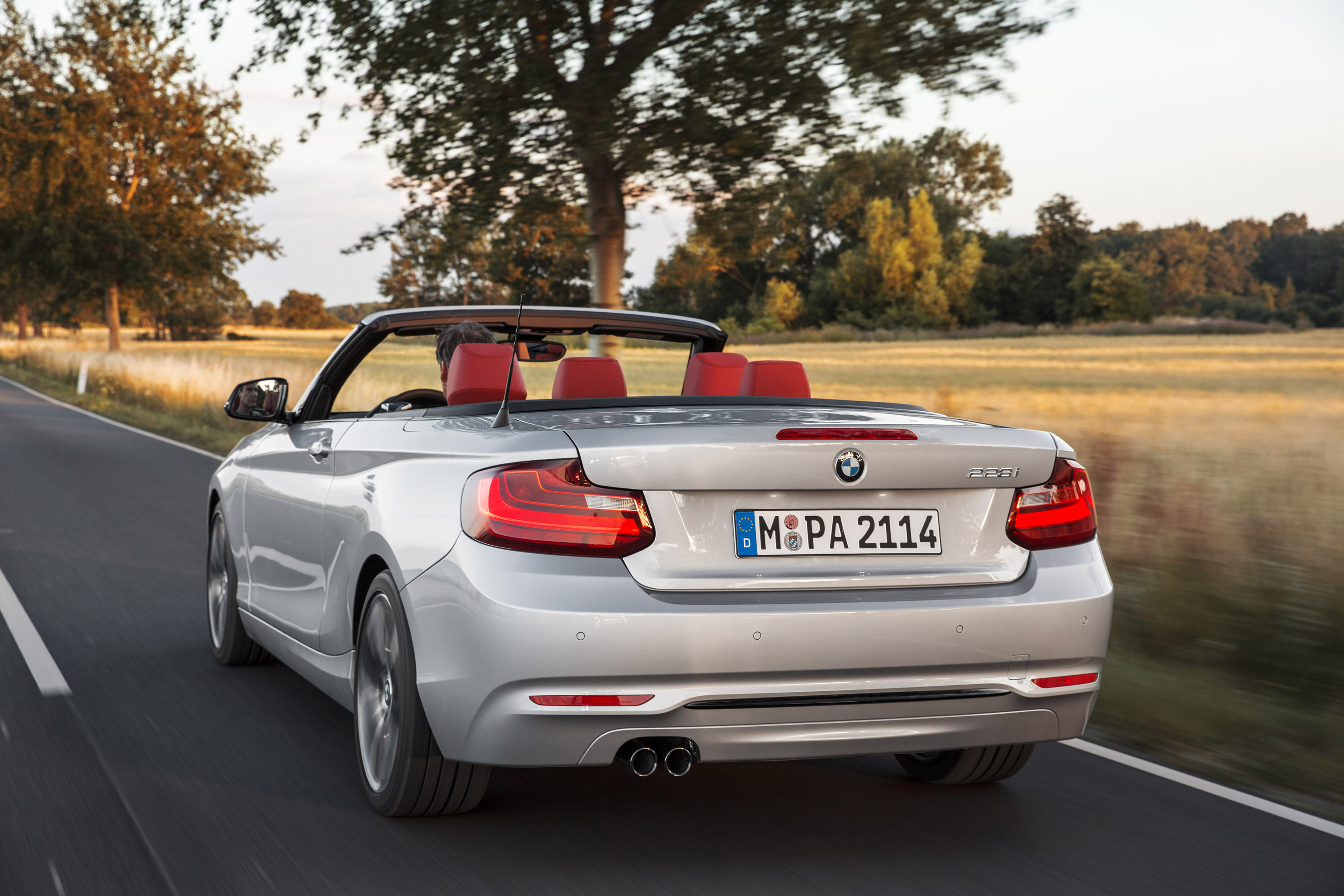 BMW 2-Series Convertible photo #34