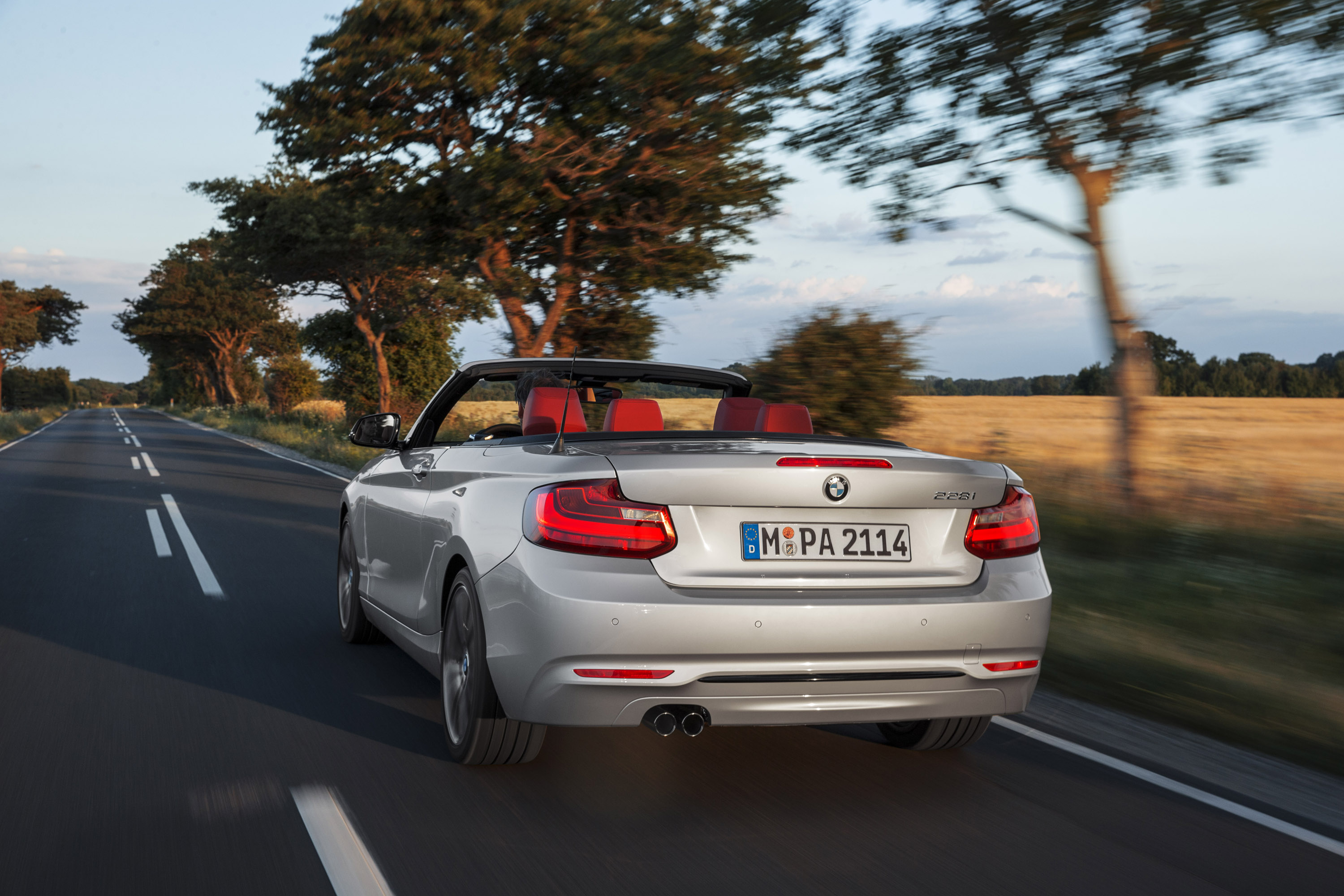 BMW 2-Series Convertible photo #35