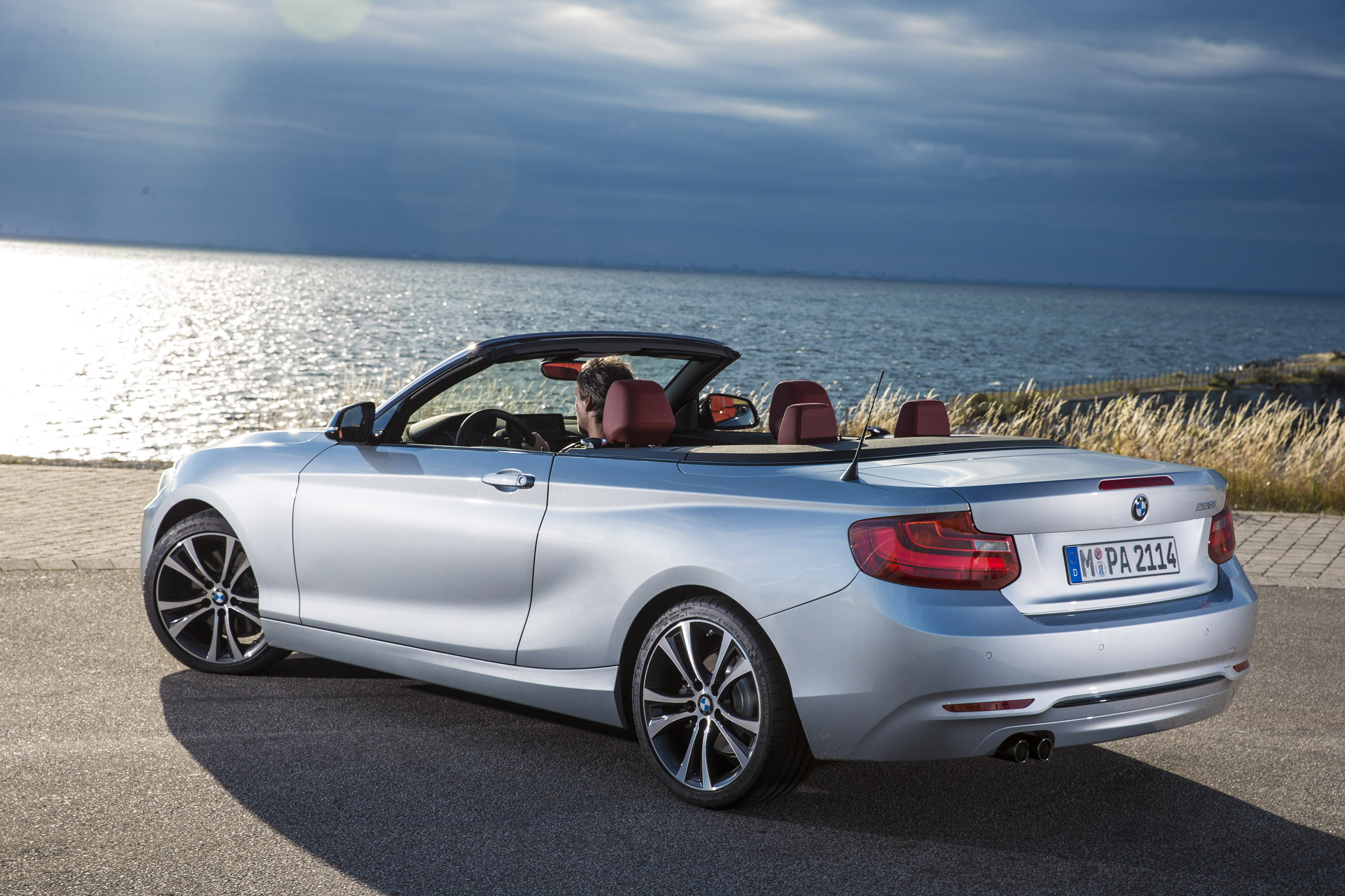 BMW 2-Series Convertible photo #39