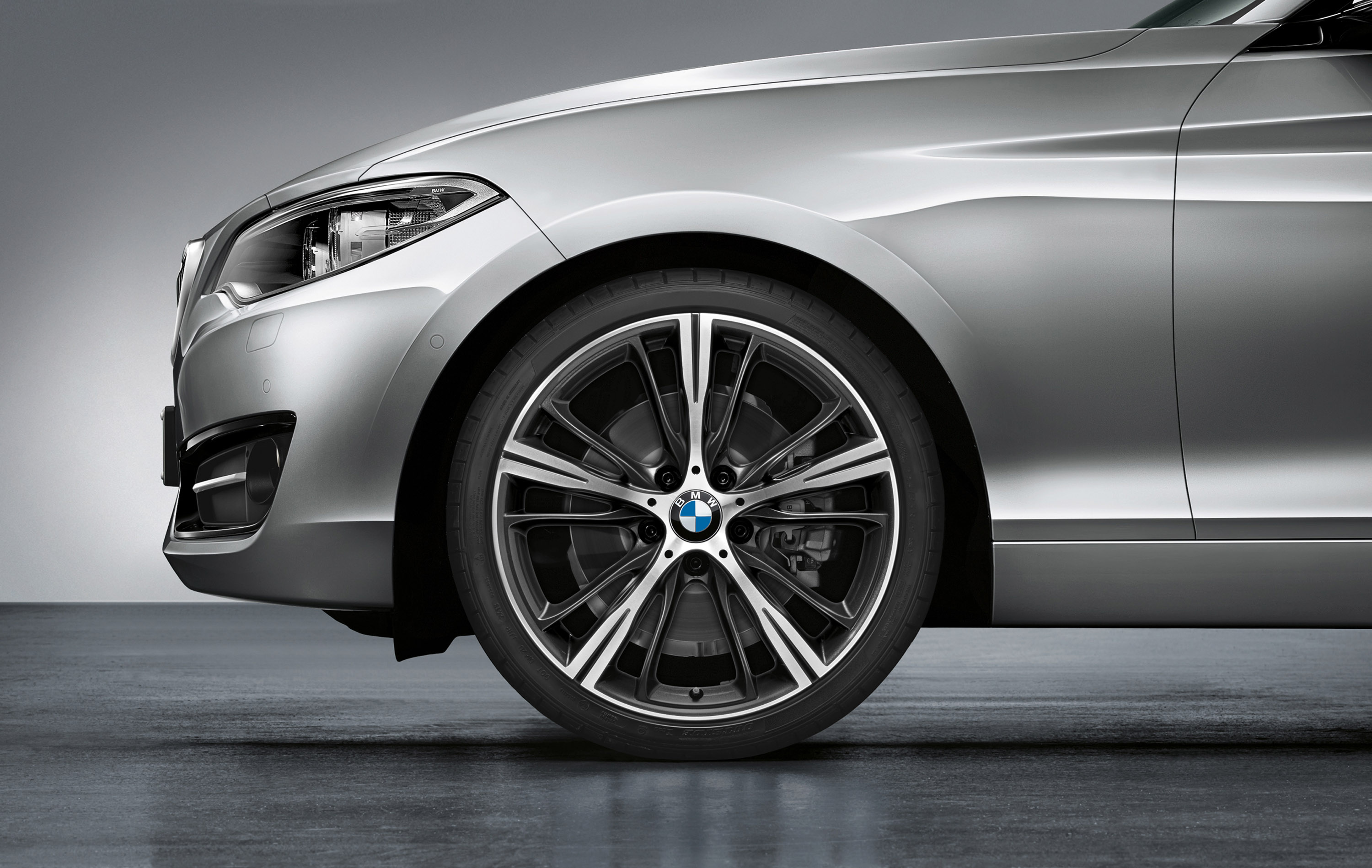 BMW 2-Series Convertible photo #43
