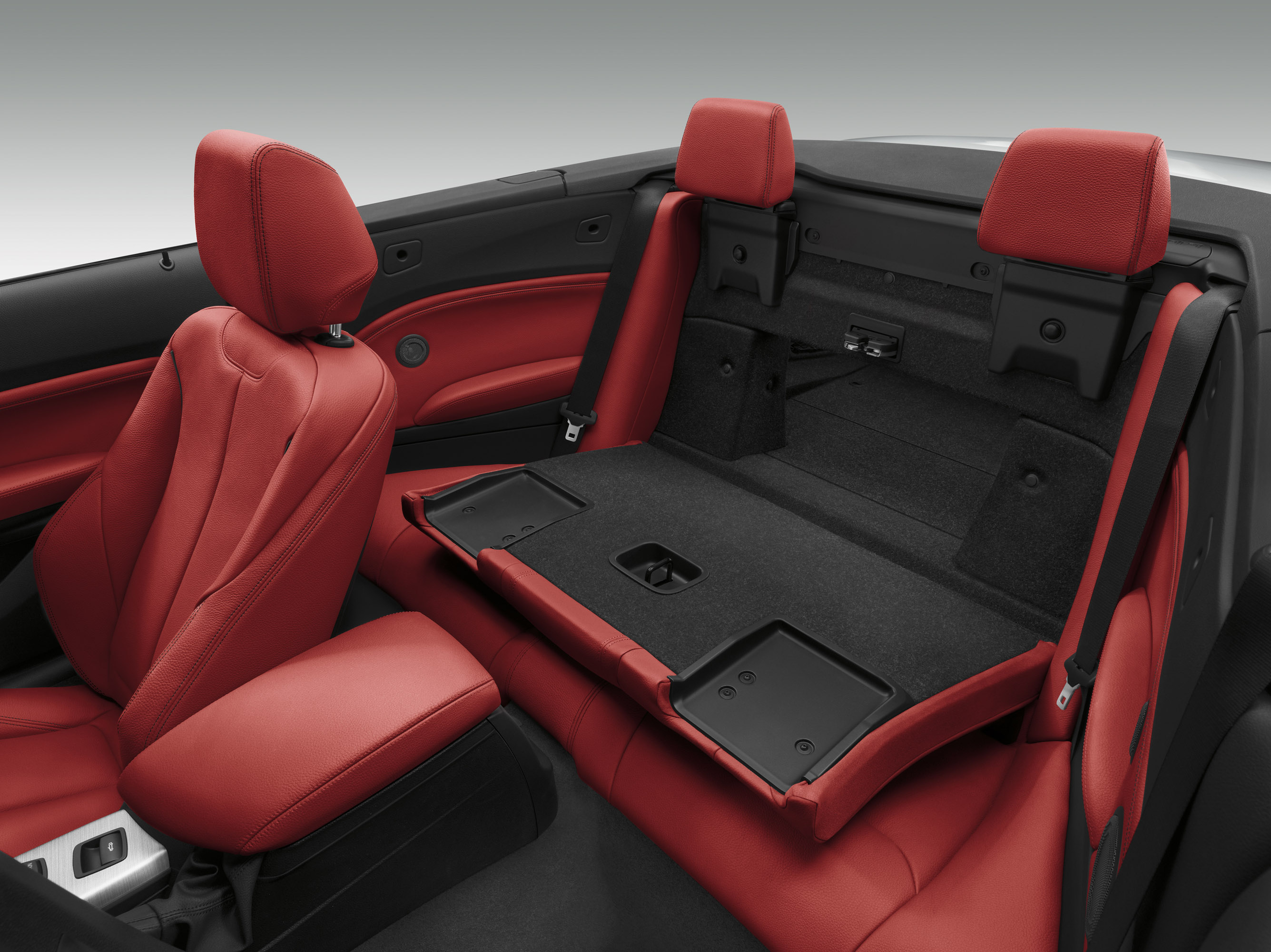 BMW 2-Series Convertible photo #50
