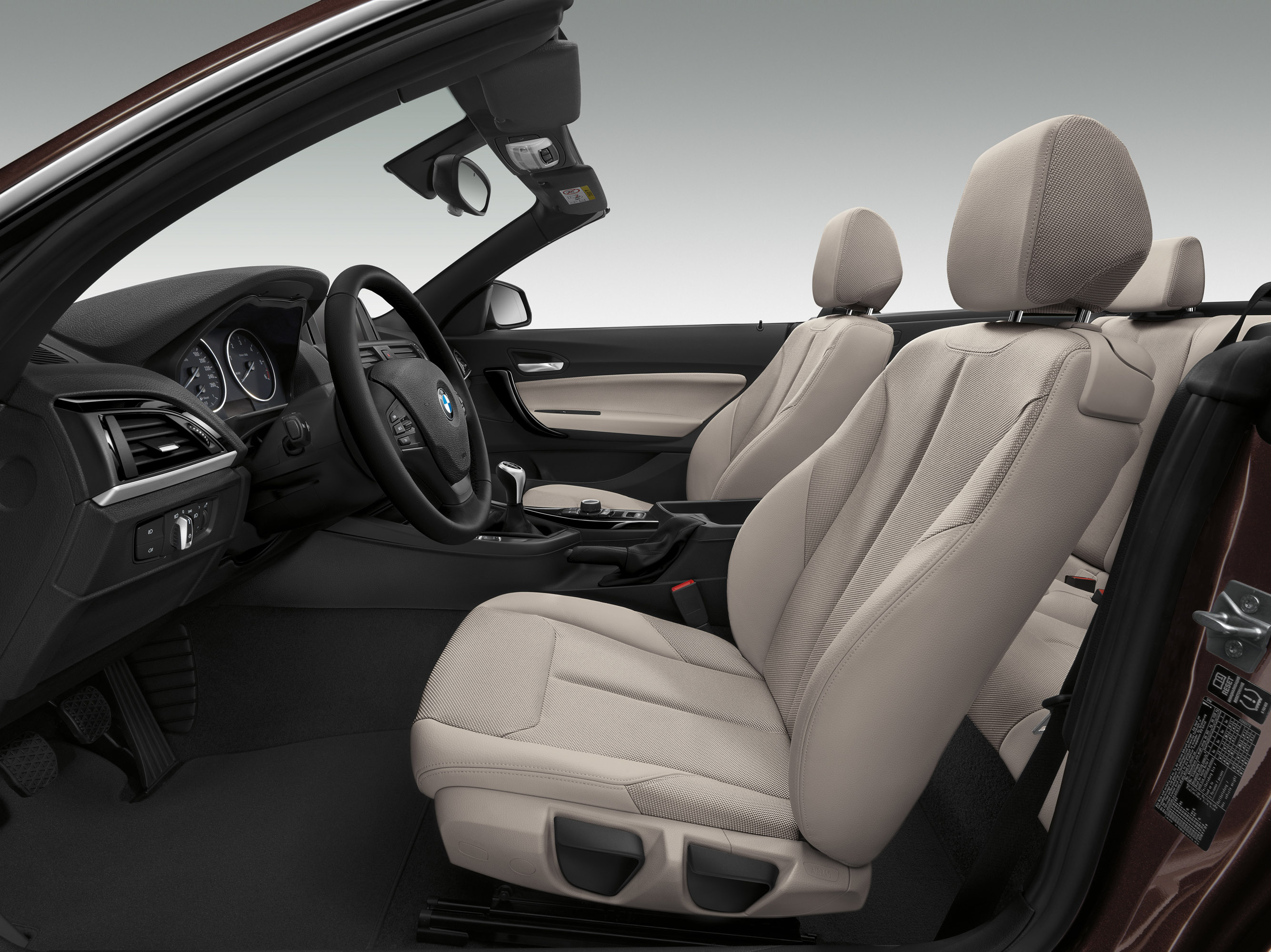 BMW 2-Series Convertible photo #59