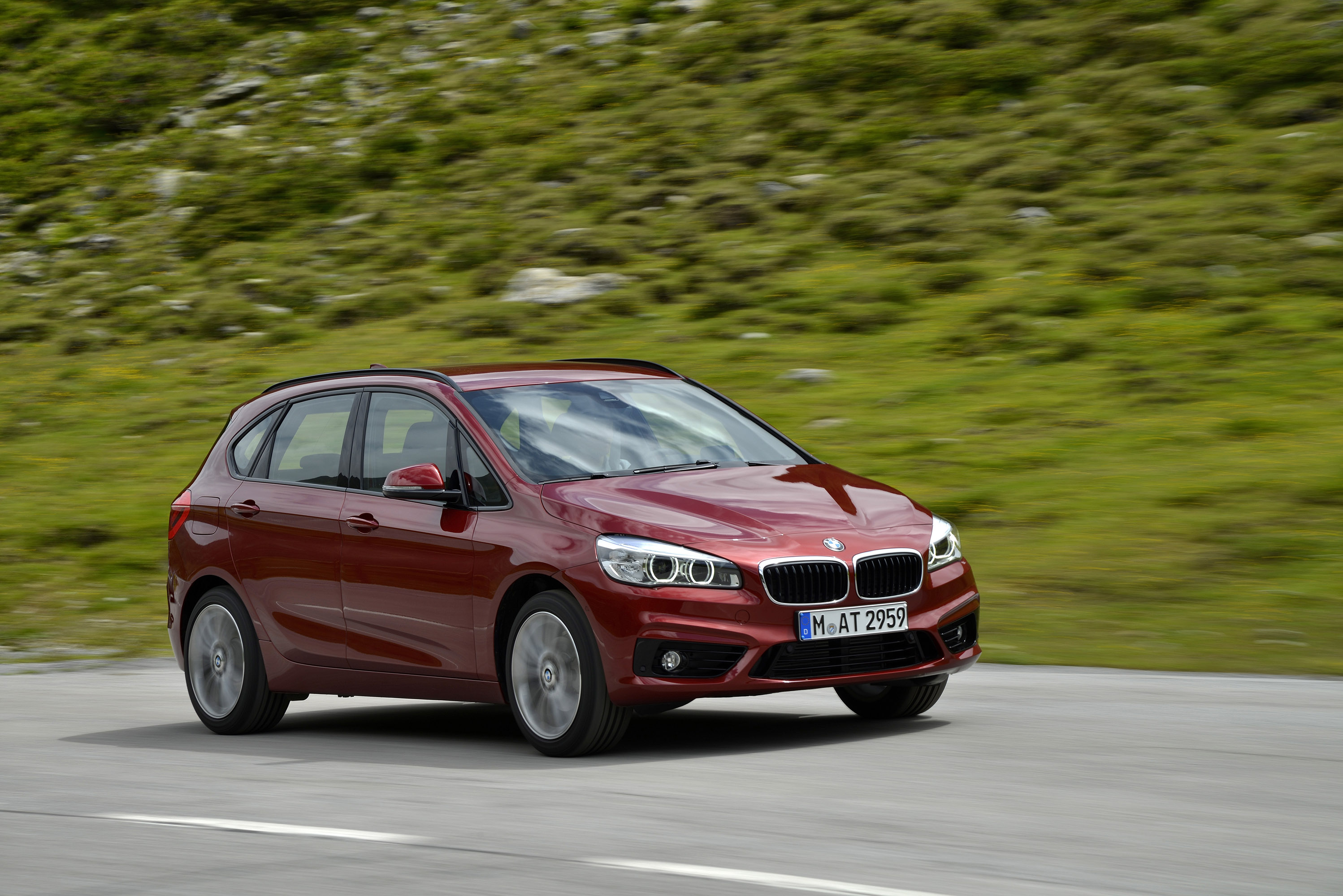 BMW 218d Active Tourer photo #22