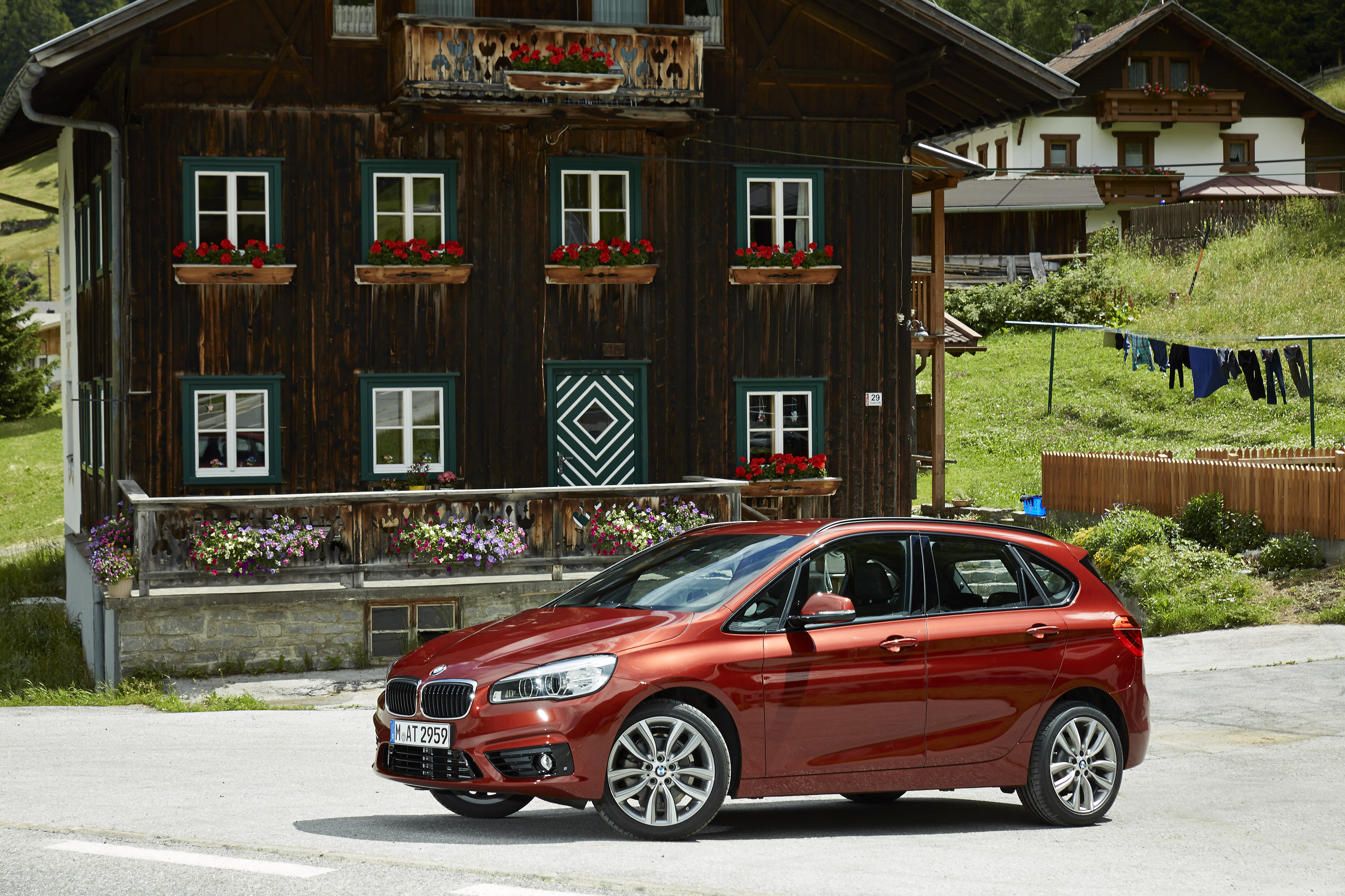 BMW 218d Active Tourer photo #41