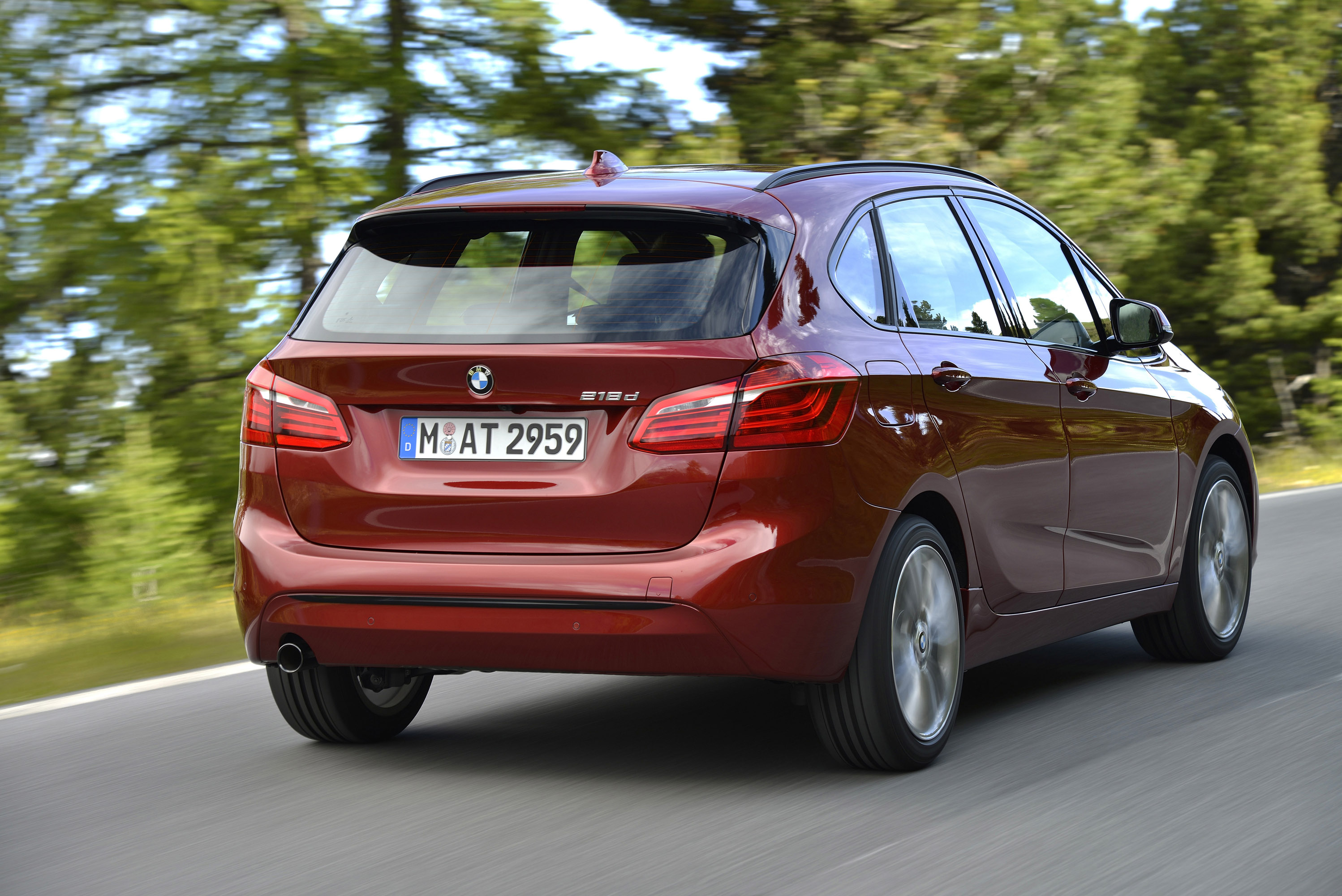 BMW 218d Active Tourer photo #45