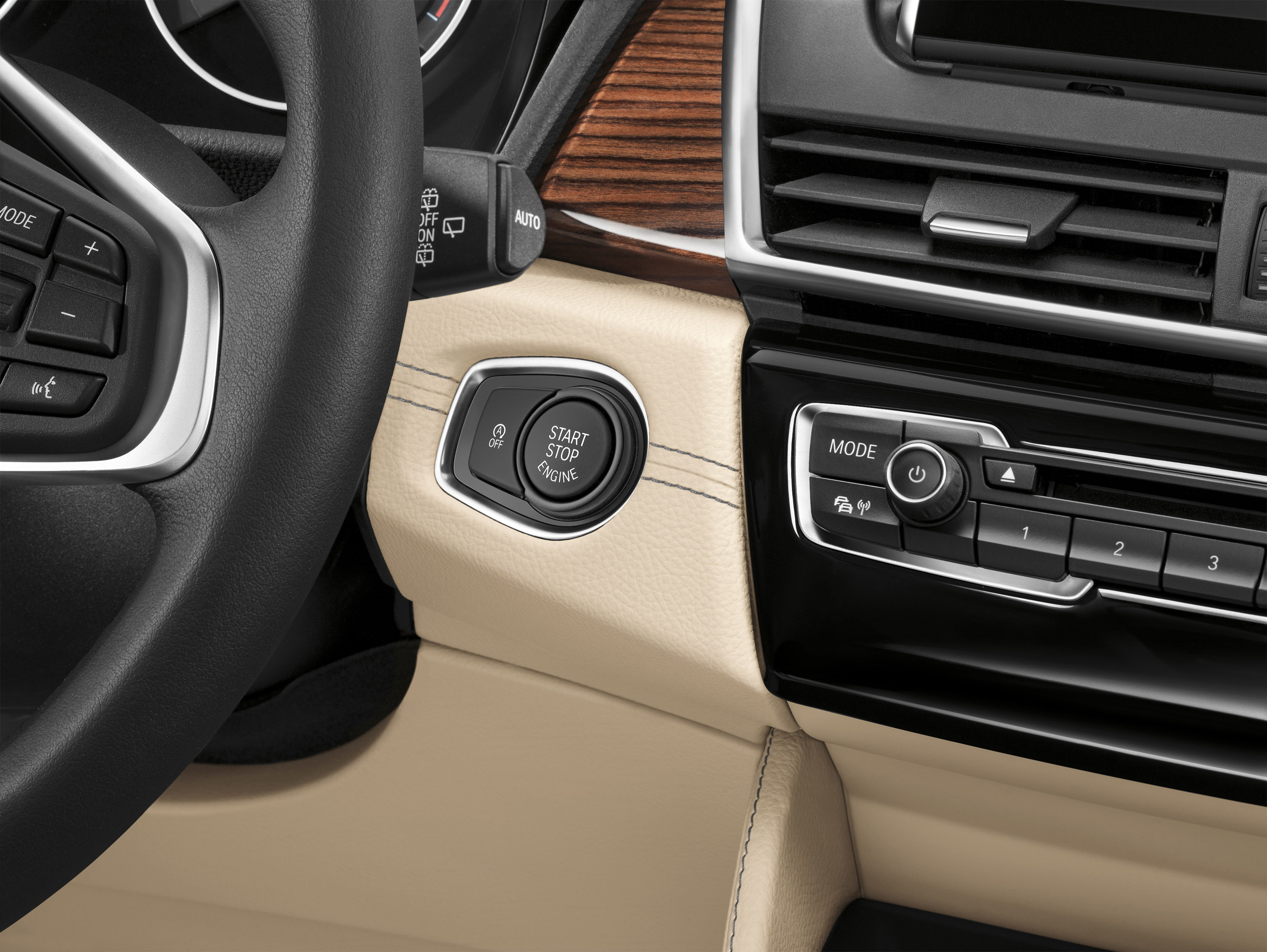 BMW 218d Active Tourer photo #76