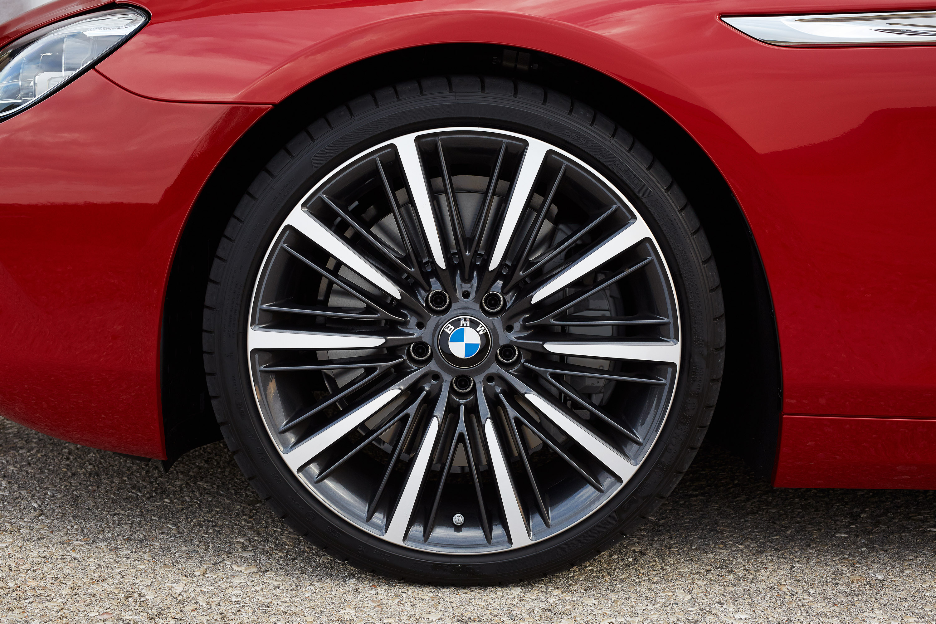BMW 6-Series Convertible photo #24