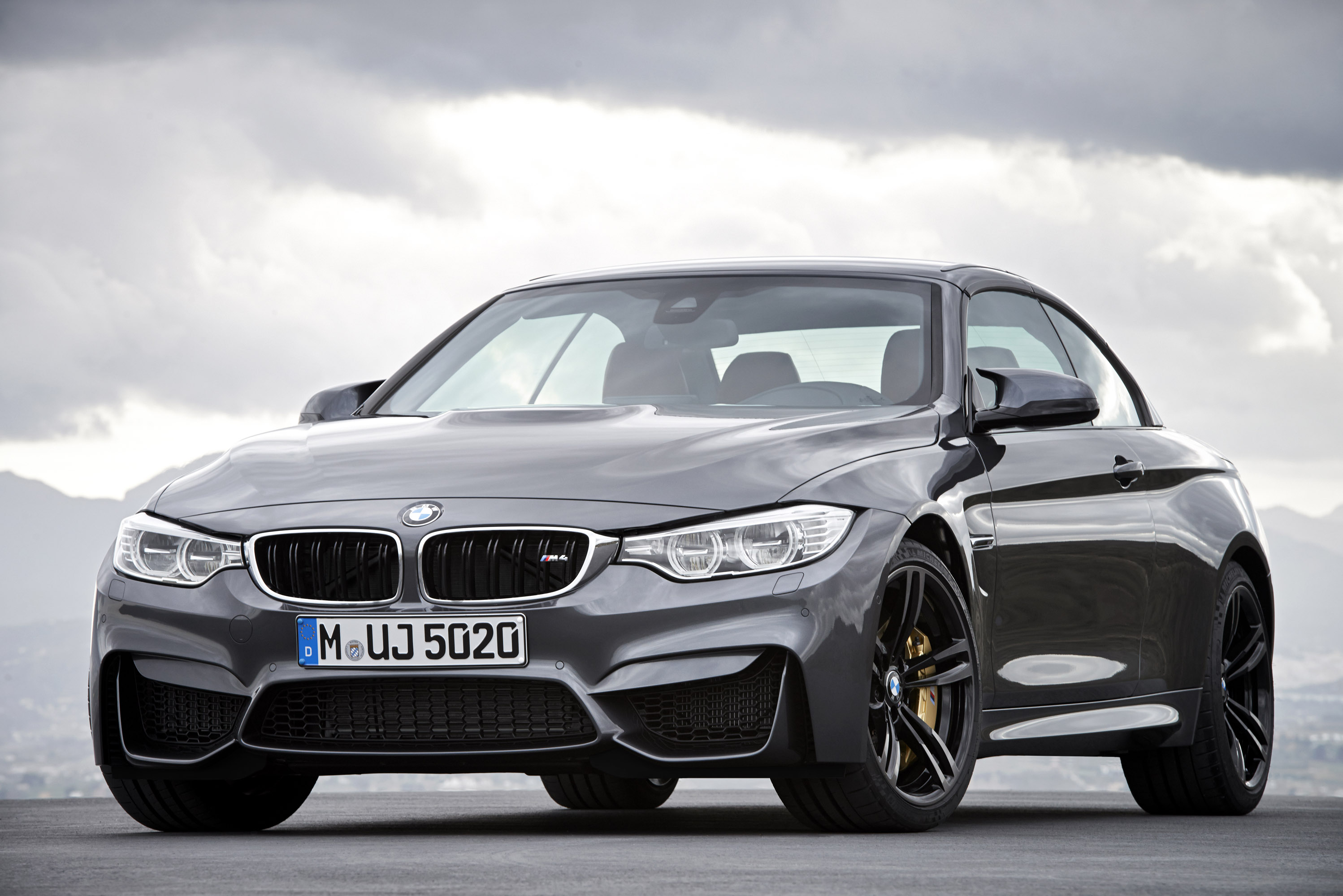 BMW M4 Convertible photo #2