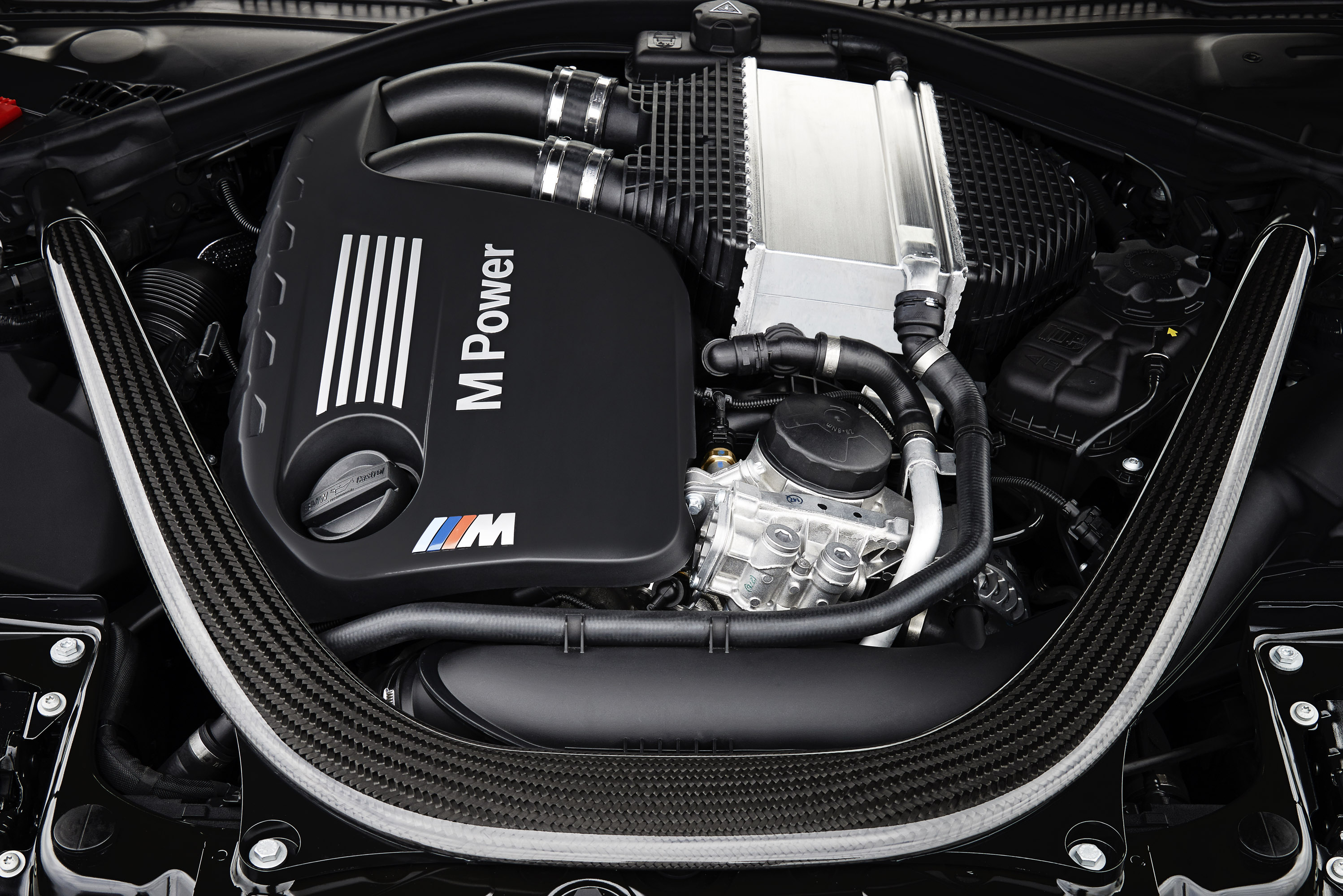BMW M4 Convertible photo #31