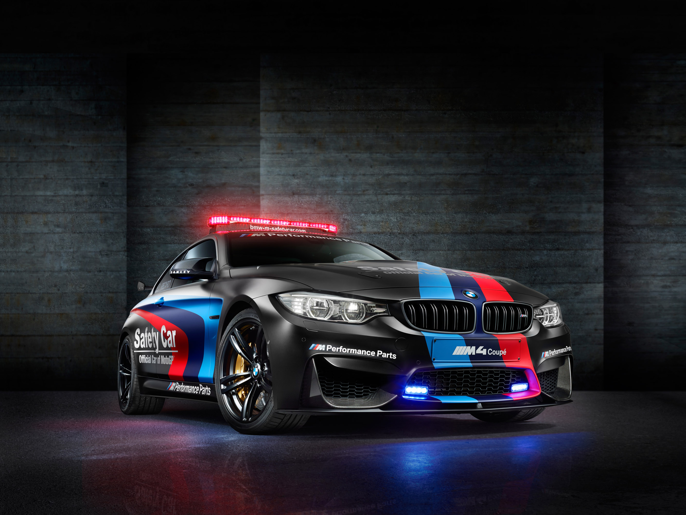 BMW M4 Coupe MotoGP Safety Car photo #1