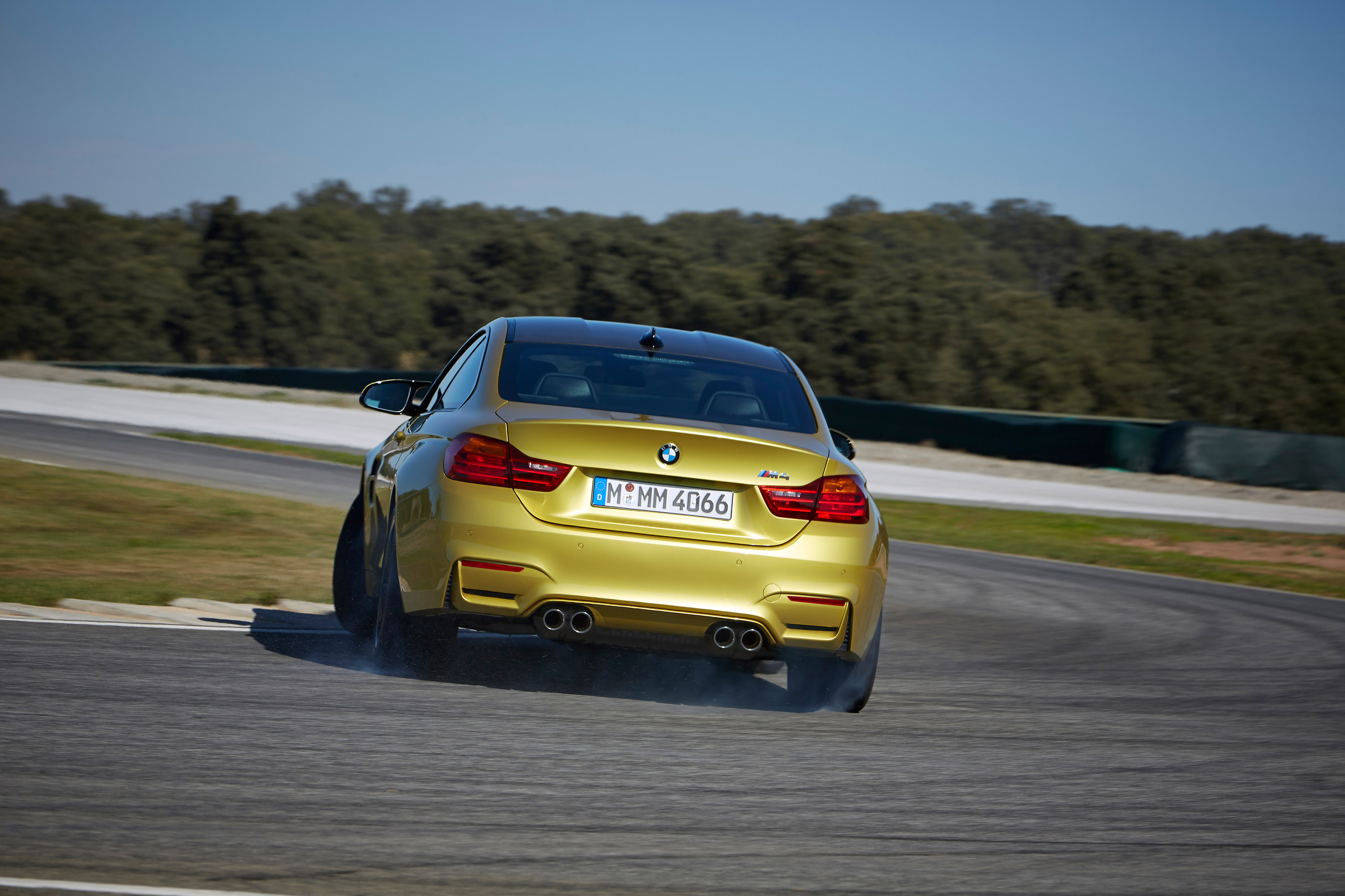 BMW M4 Coupe photo #20