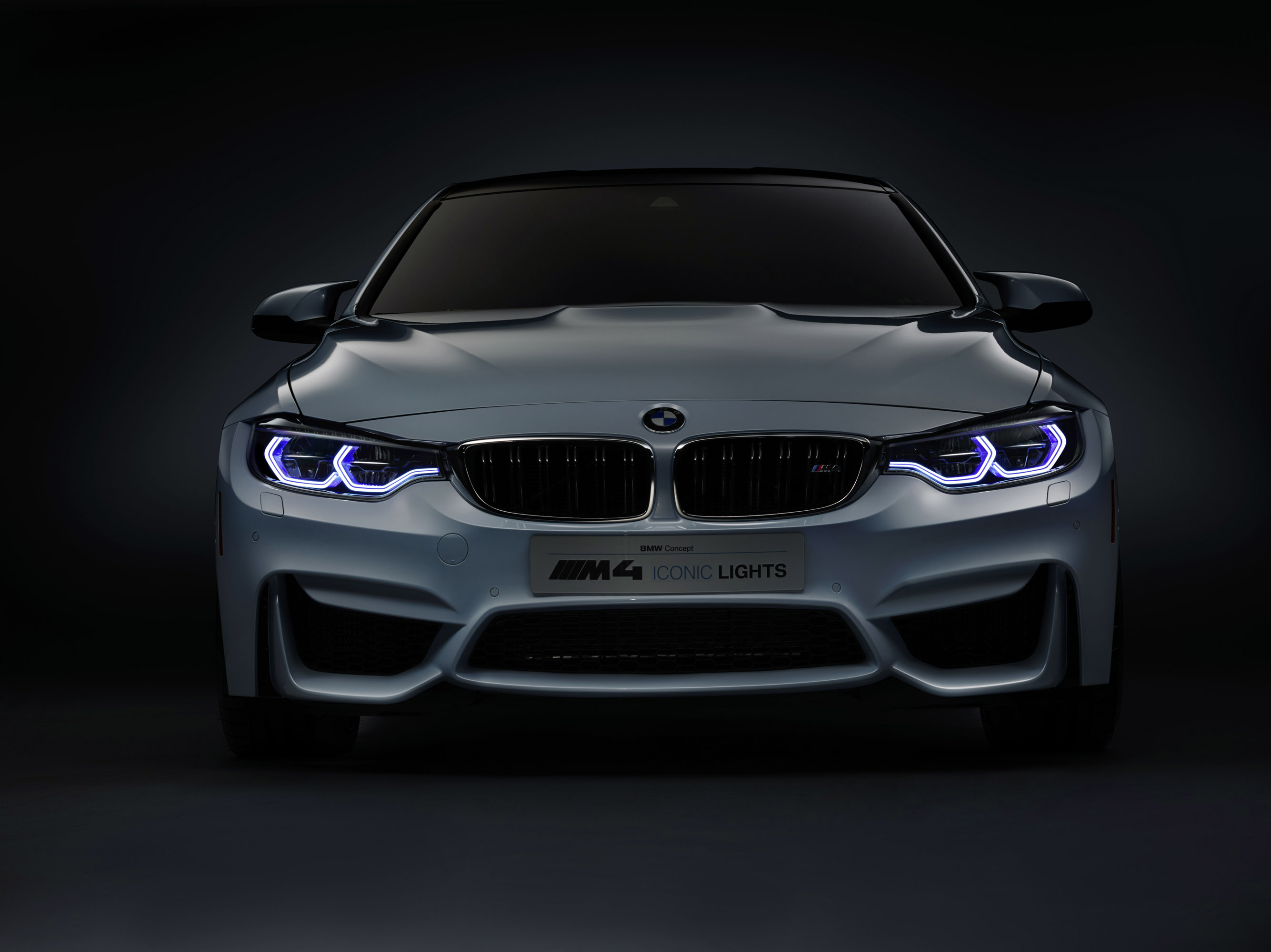 BMW M4 Iconic Lights Concept photo #2