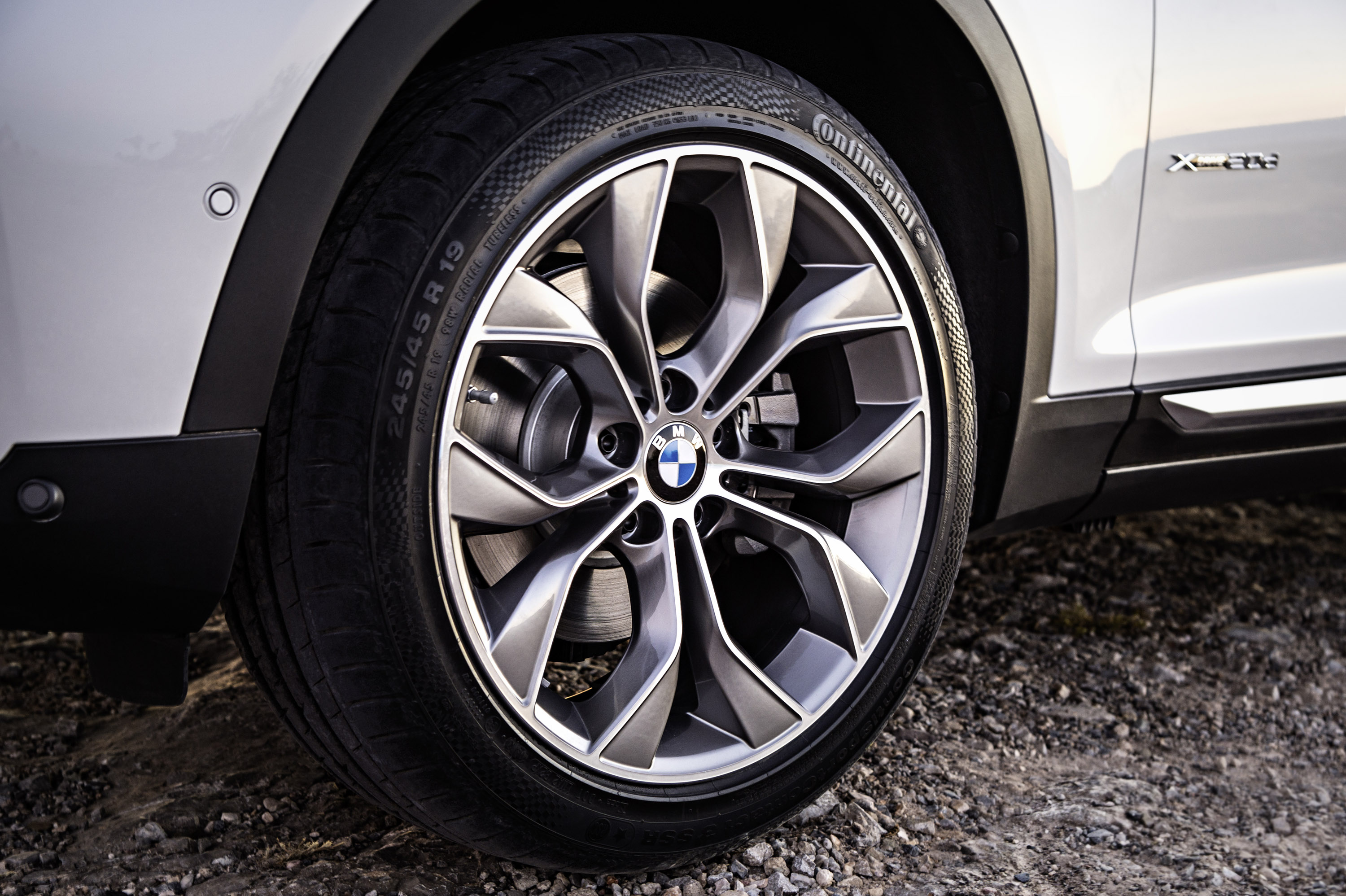 BMW X3 photo #28