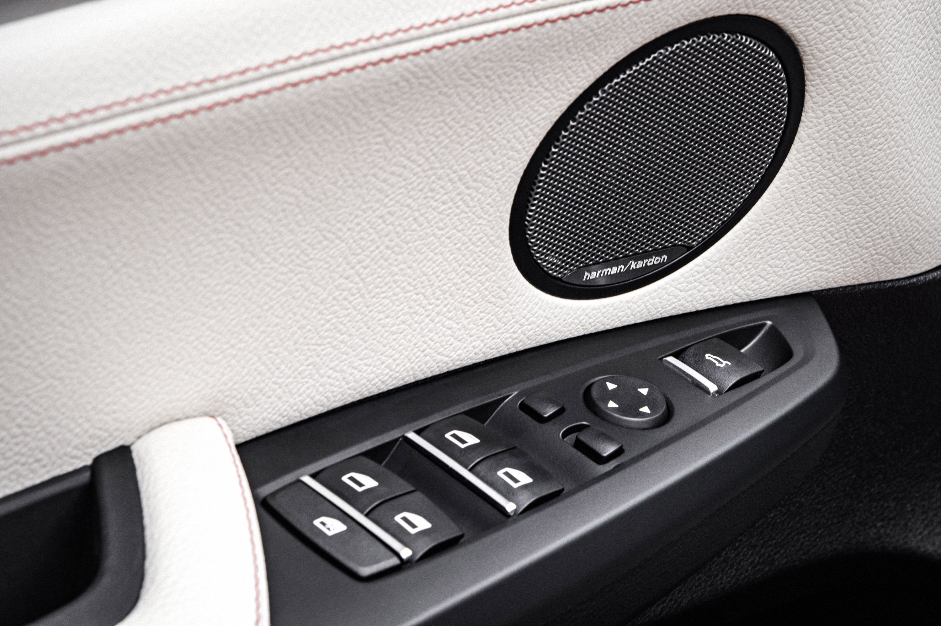BMW X4 photo #52