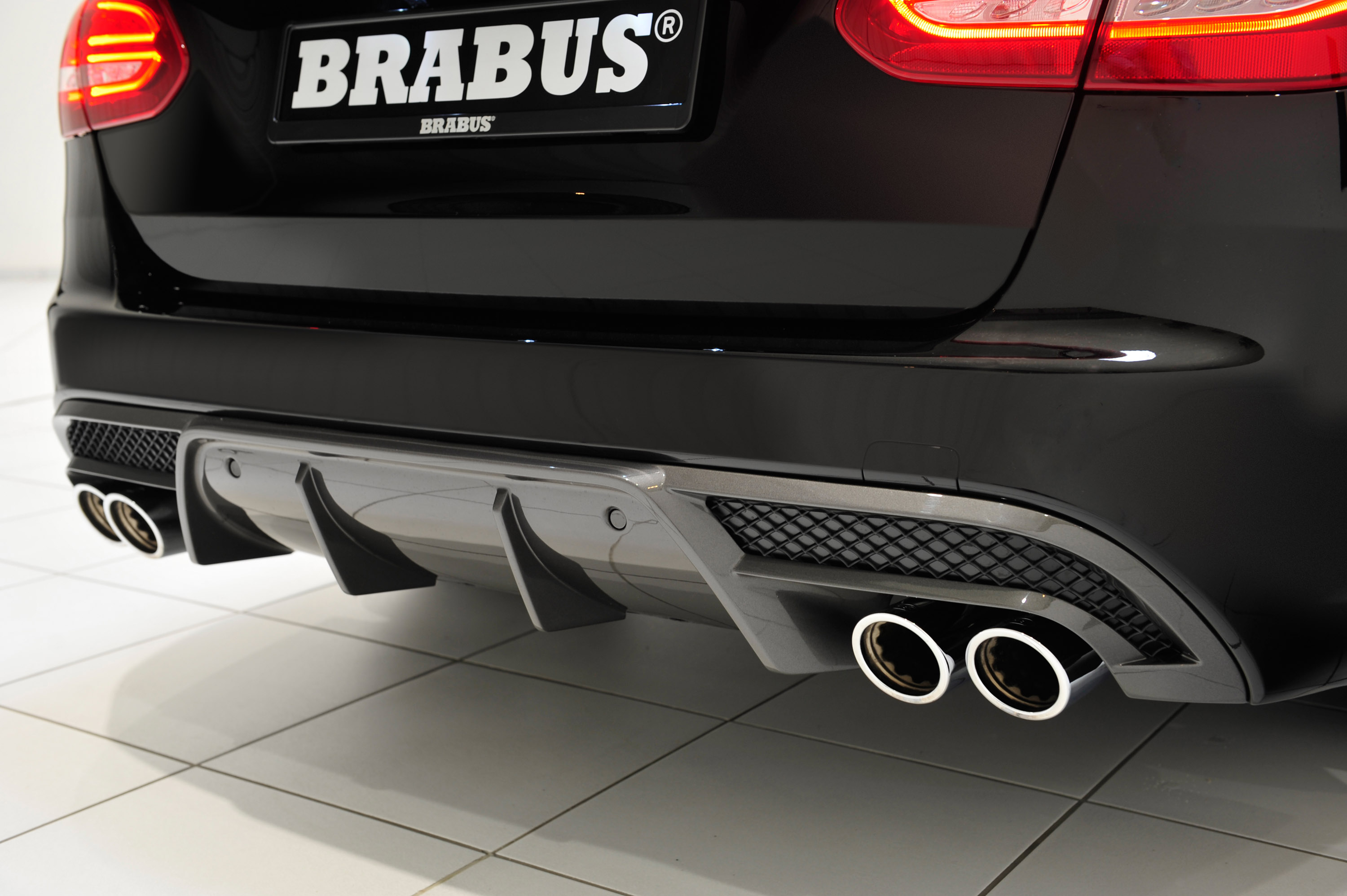 BRABUS Mercedes-Benz C-Class AMG Wagon photo #18