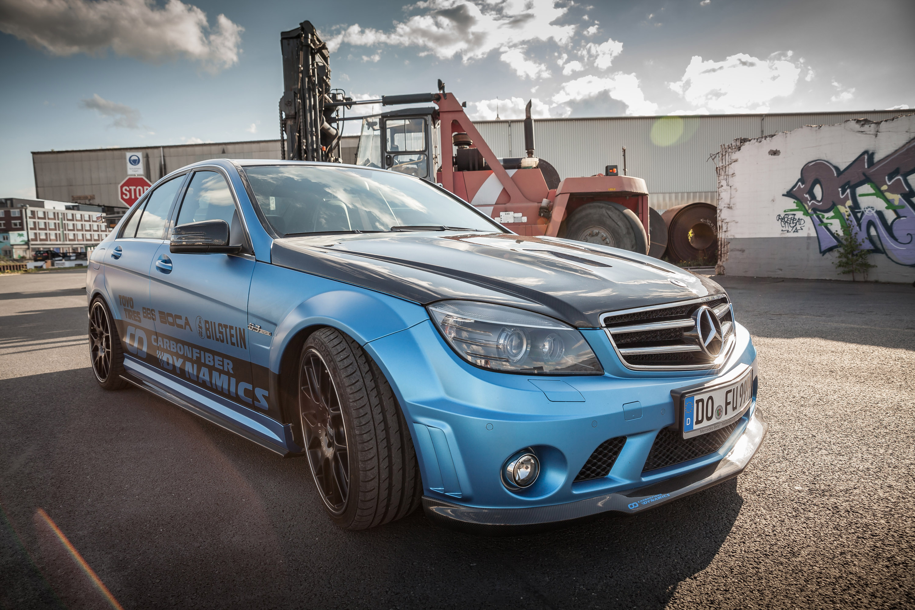 Carbonfiber Mercedes-Benz C 63 AMG photo #2