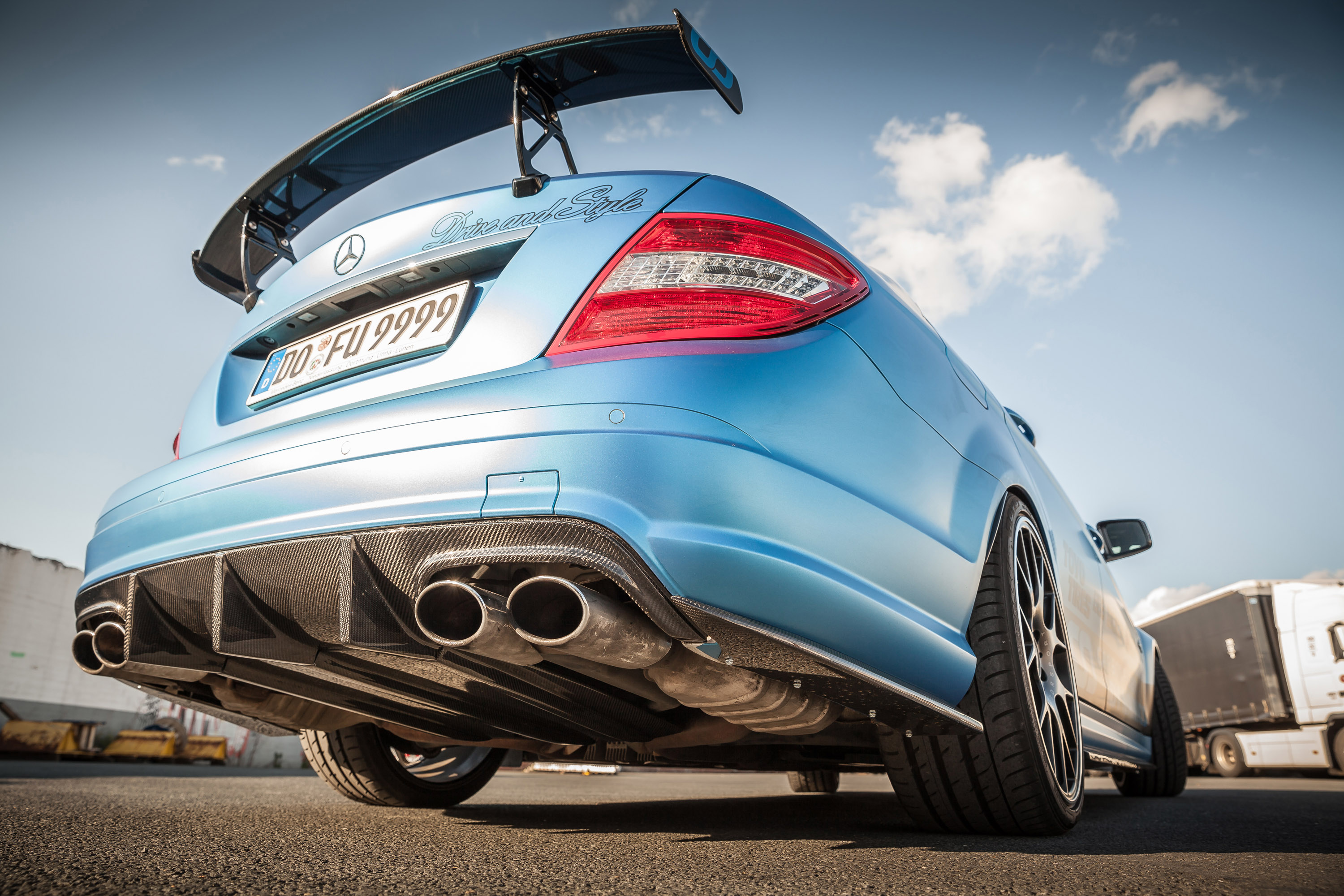 Carbonfiber Mercedes-Benz C 63 AMG photo #8