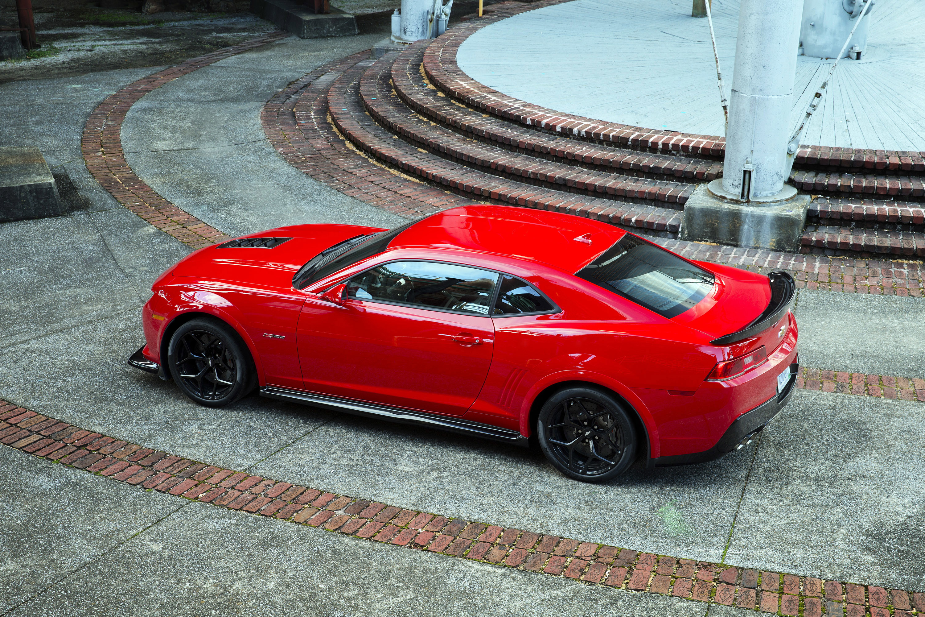 Chevrolet Camaro Z-28 photo #11