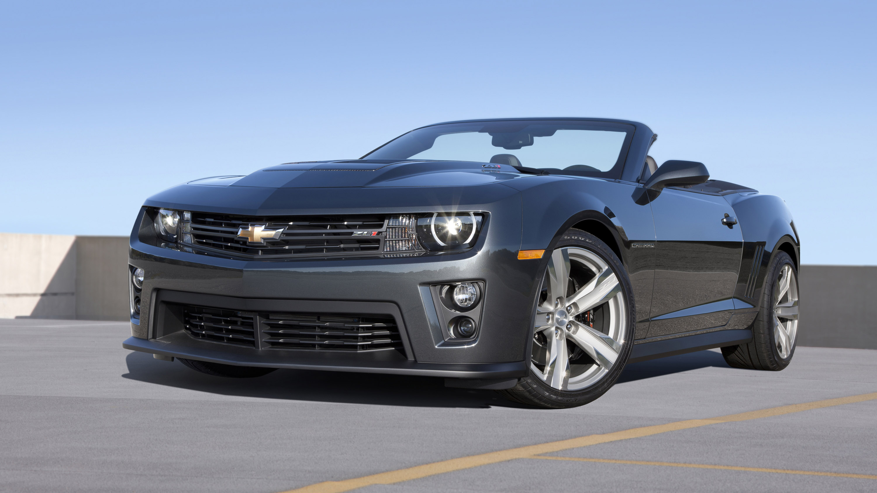 Chevrolet Camaro ZL1 Convertible photo #2