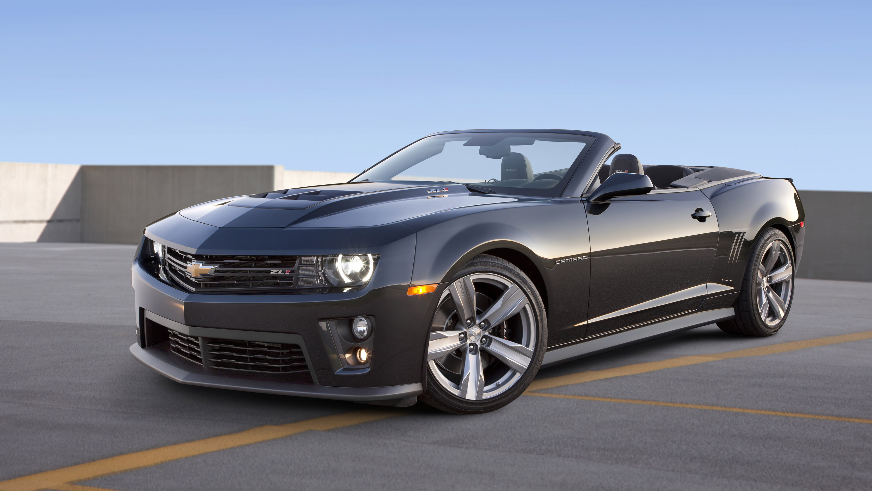 Chevrolet Camaro ZL1 Convertible photo #4