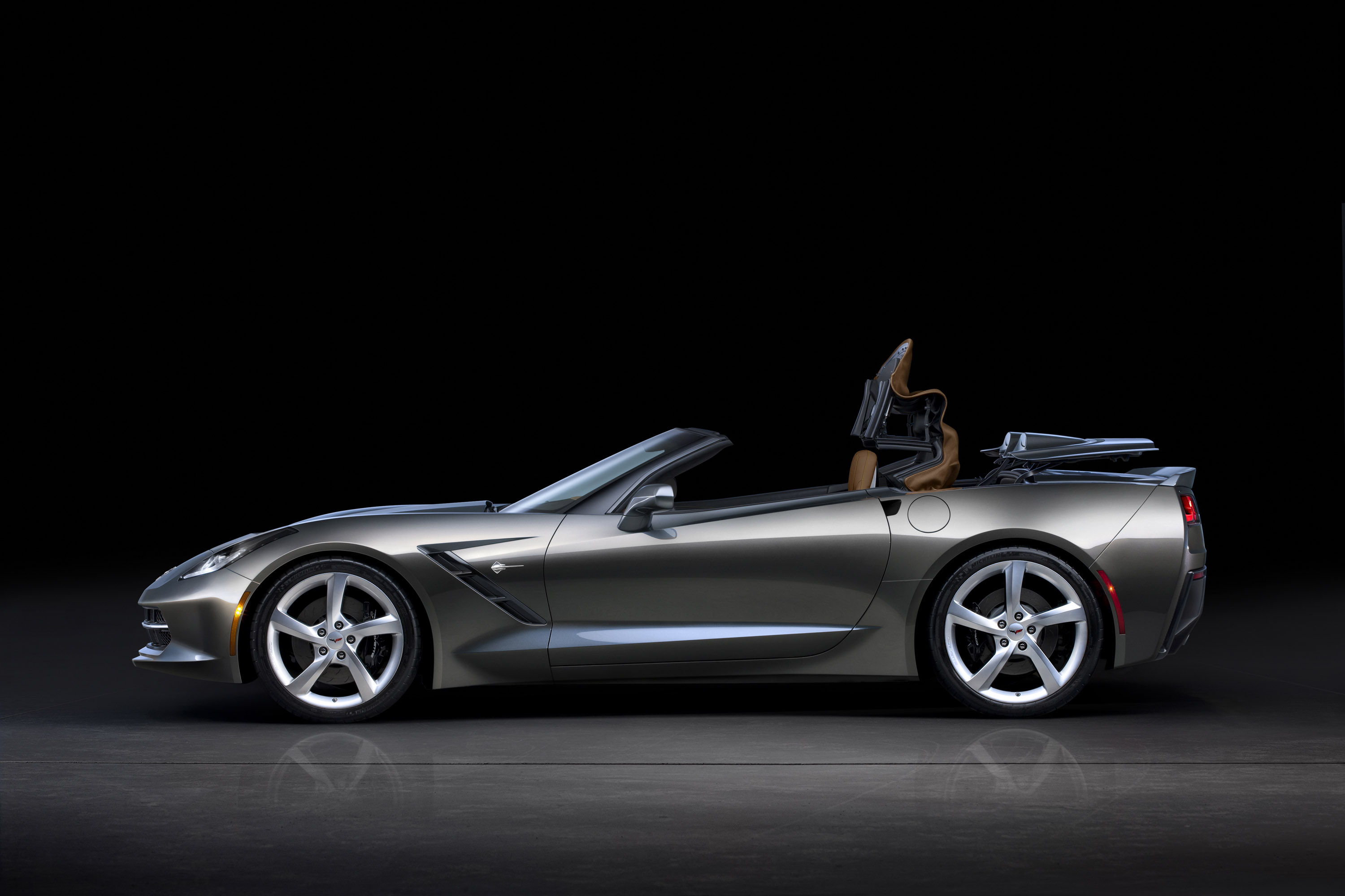 Chevrolet Corvette Stingray Convertible photo #15