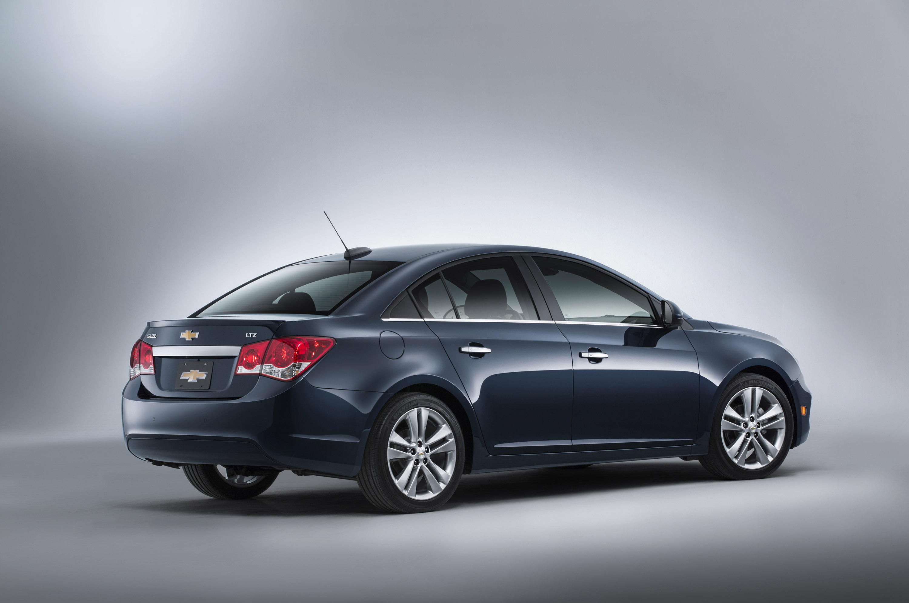 Chevrolet Cruze photo #7