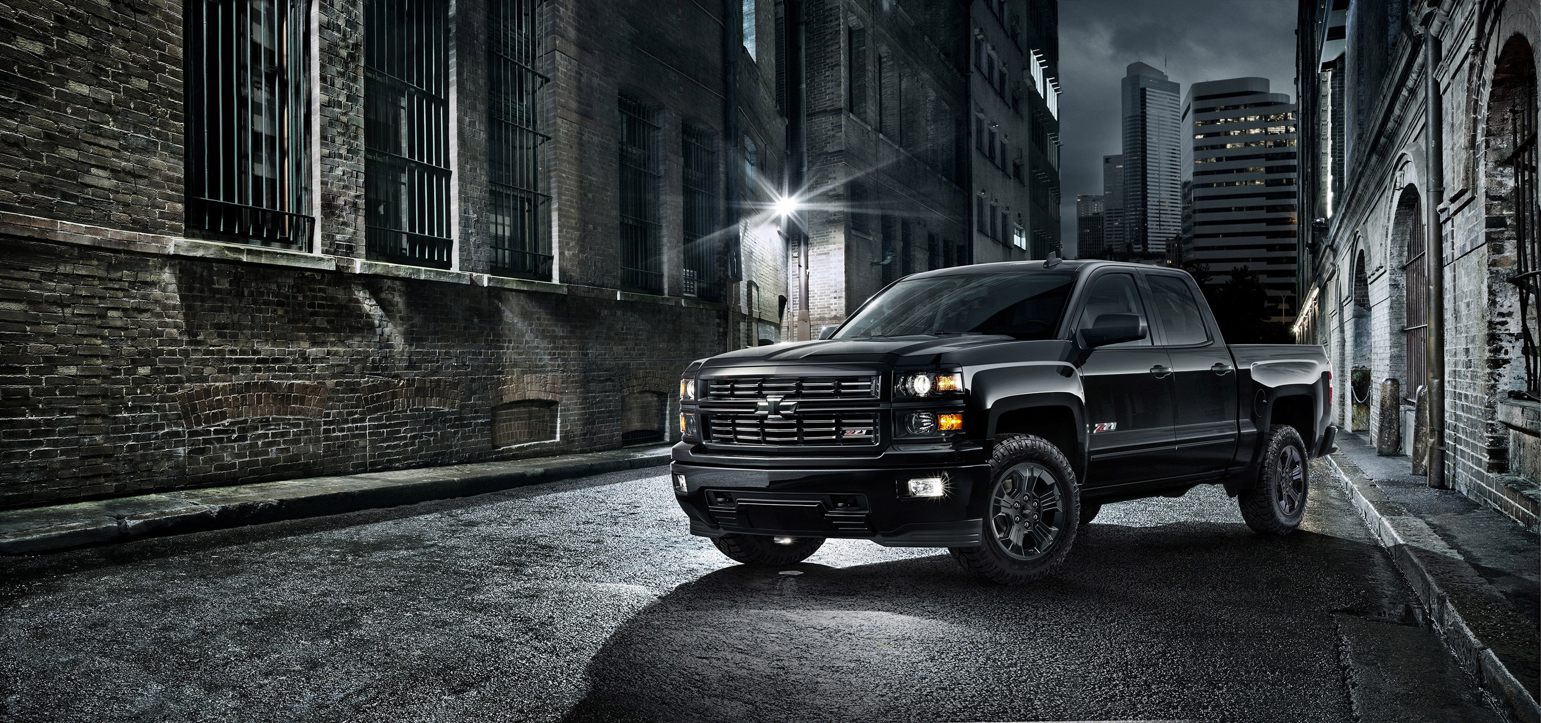 Chevrolet Silverado Midnight Edition photo #1