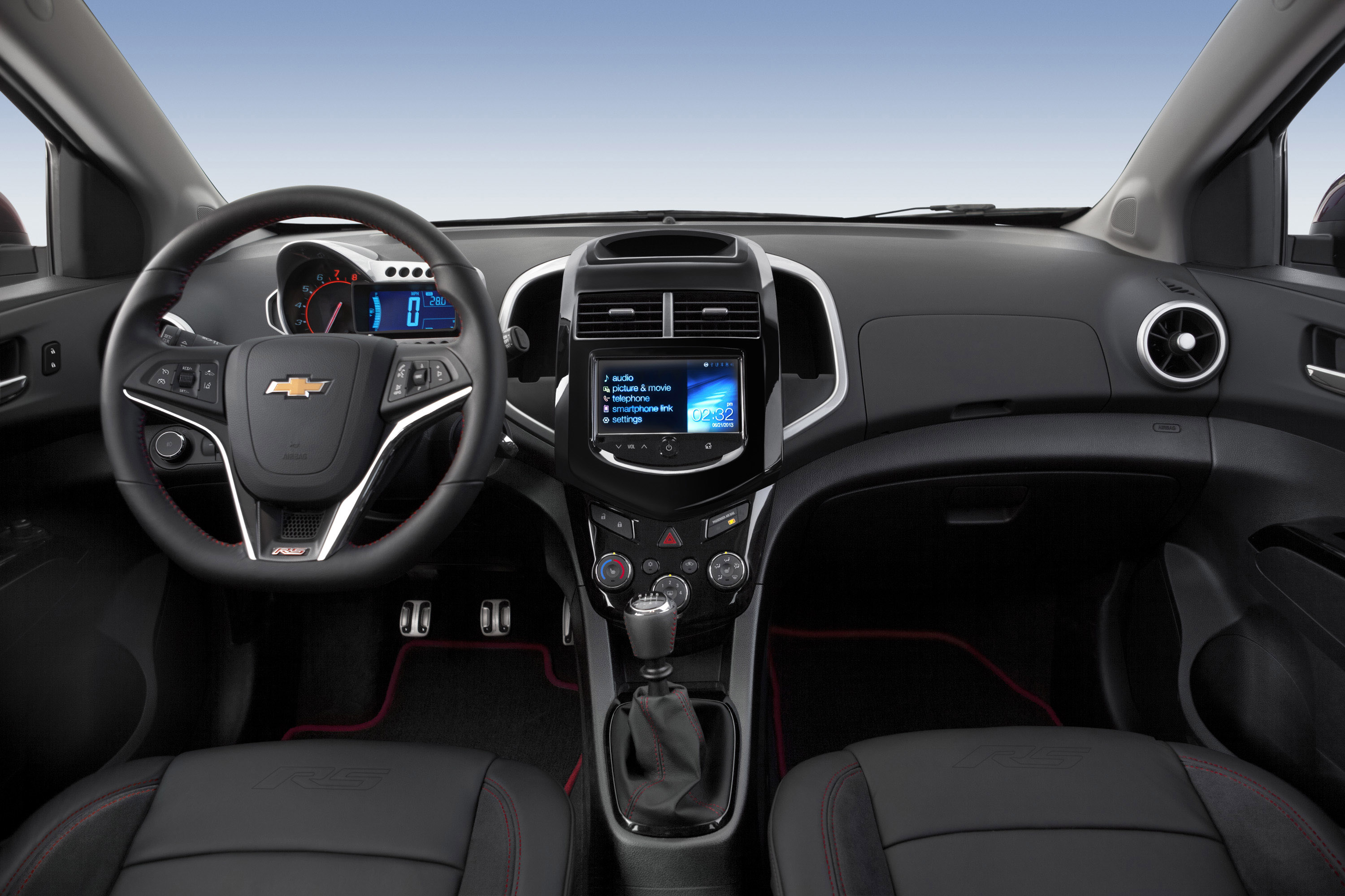 Chevrolet Sonic photo #11