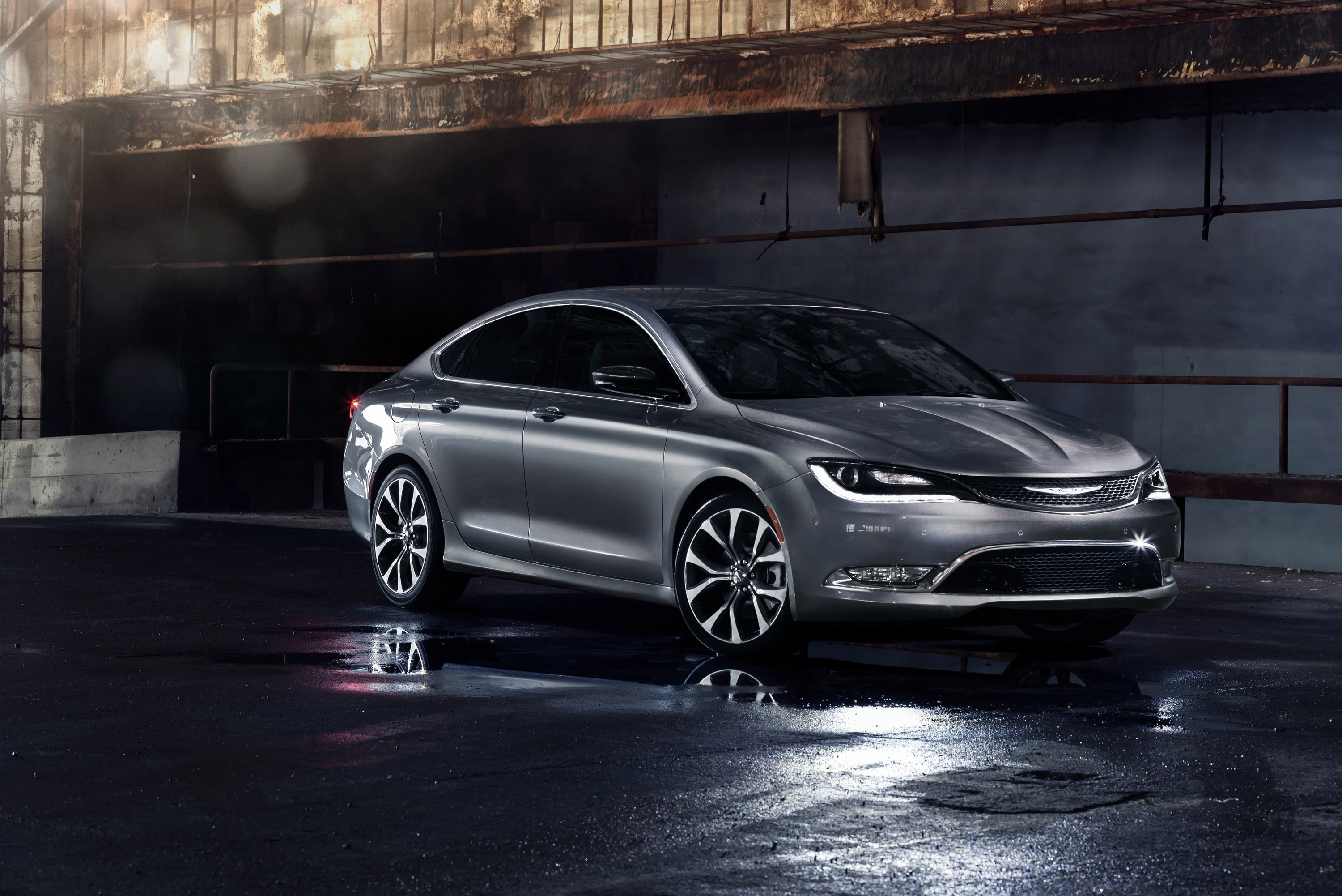 Chrysler 200 photo #2