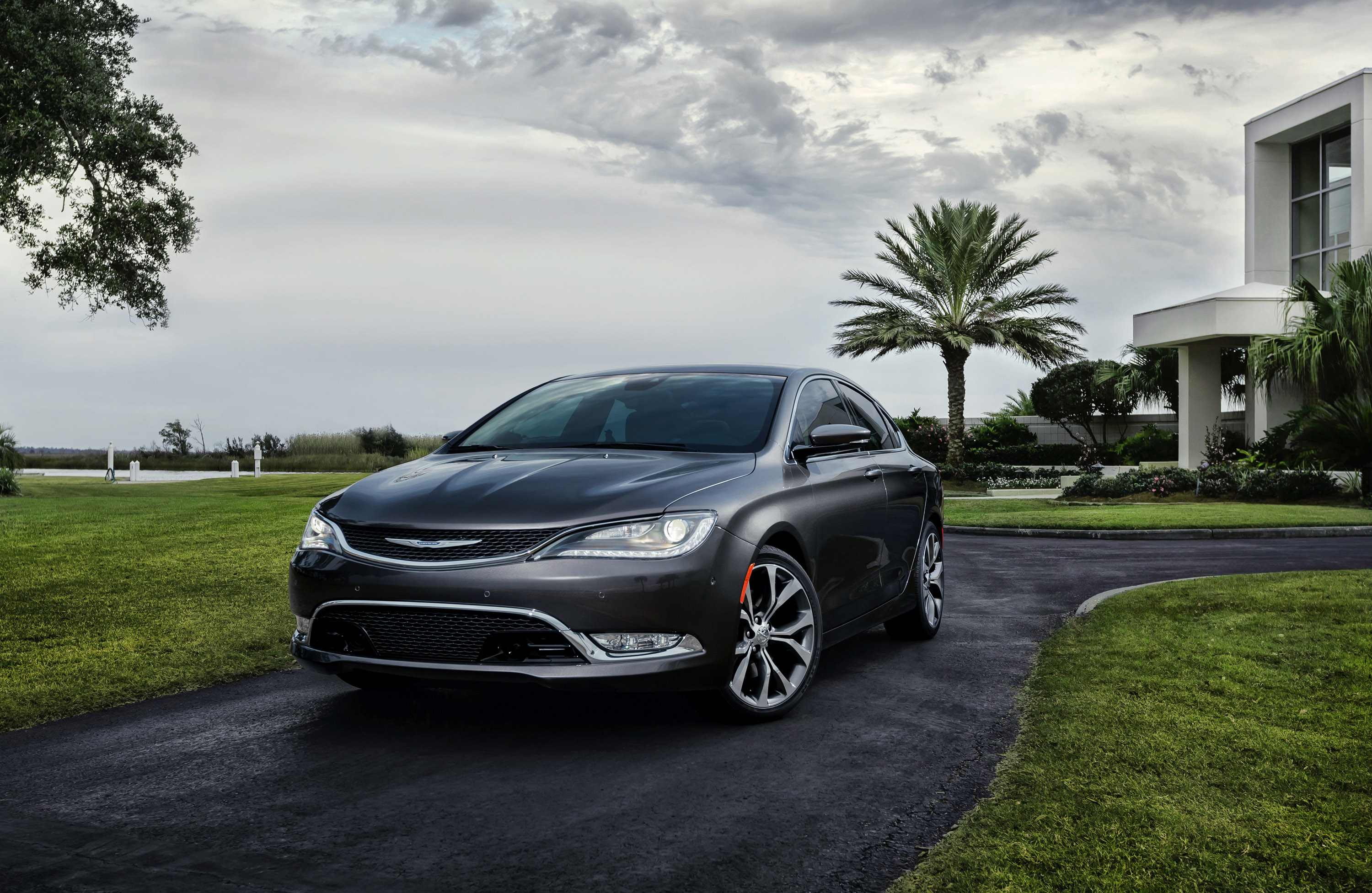 Chrysler 200 photo #16