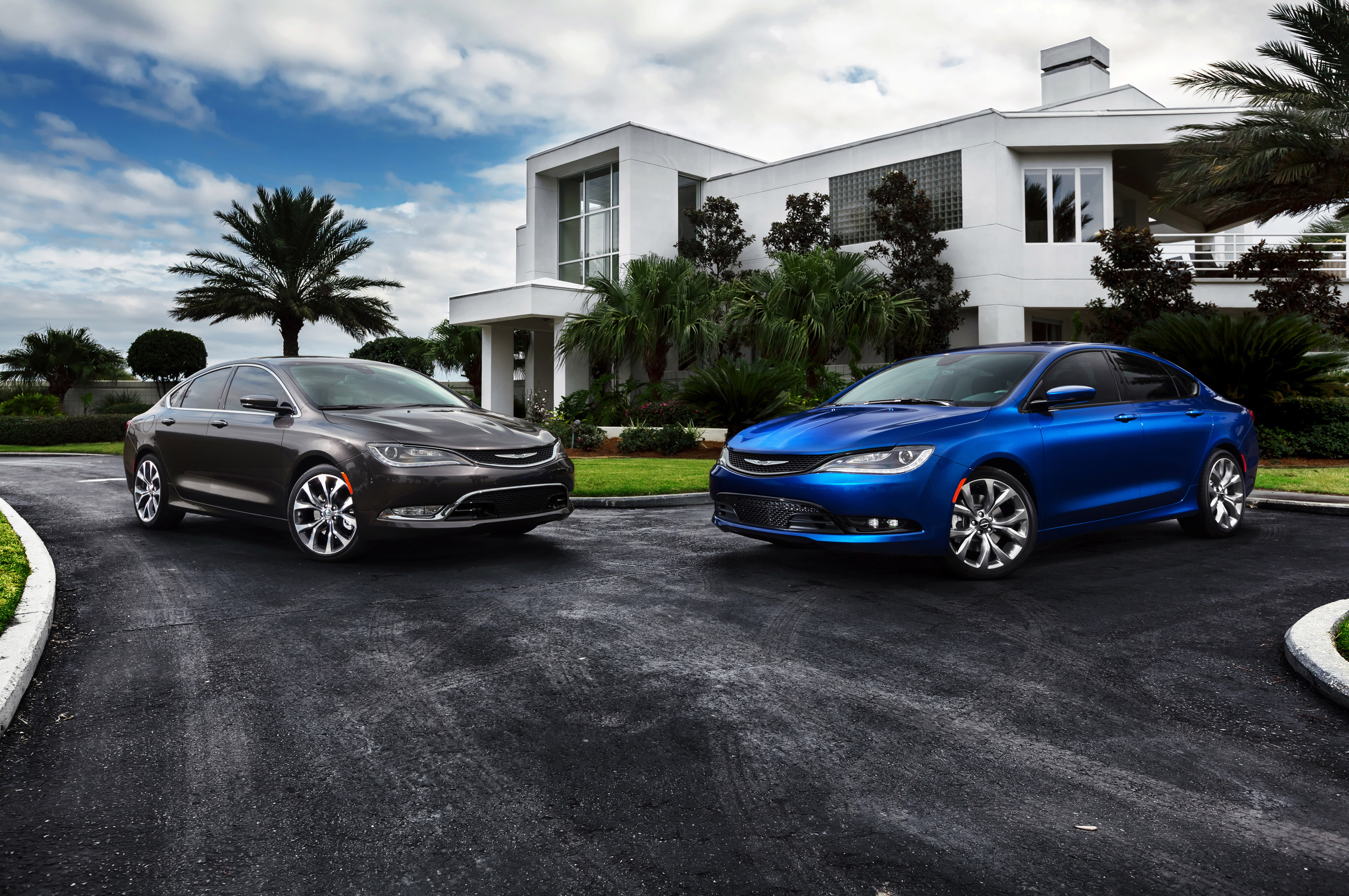 Chrysler 200 photo #17