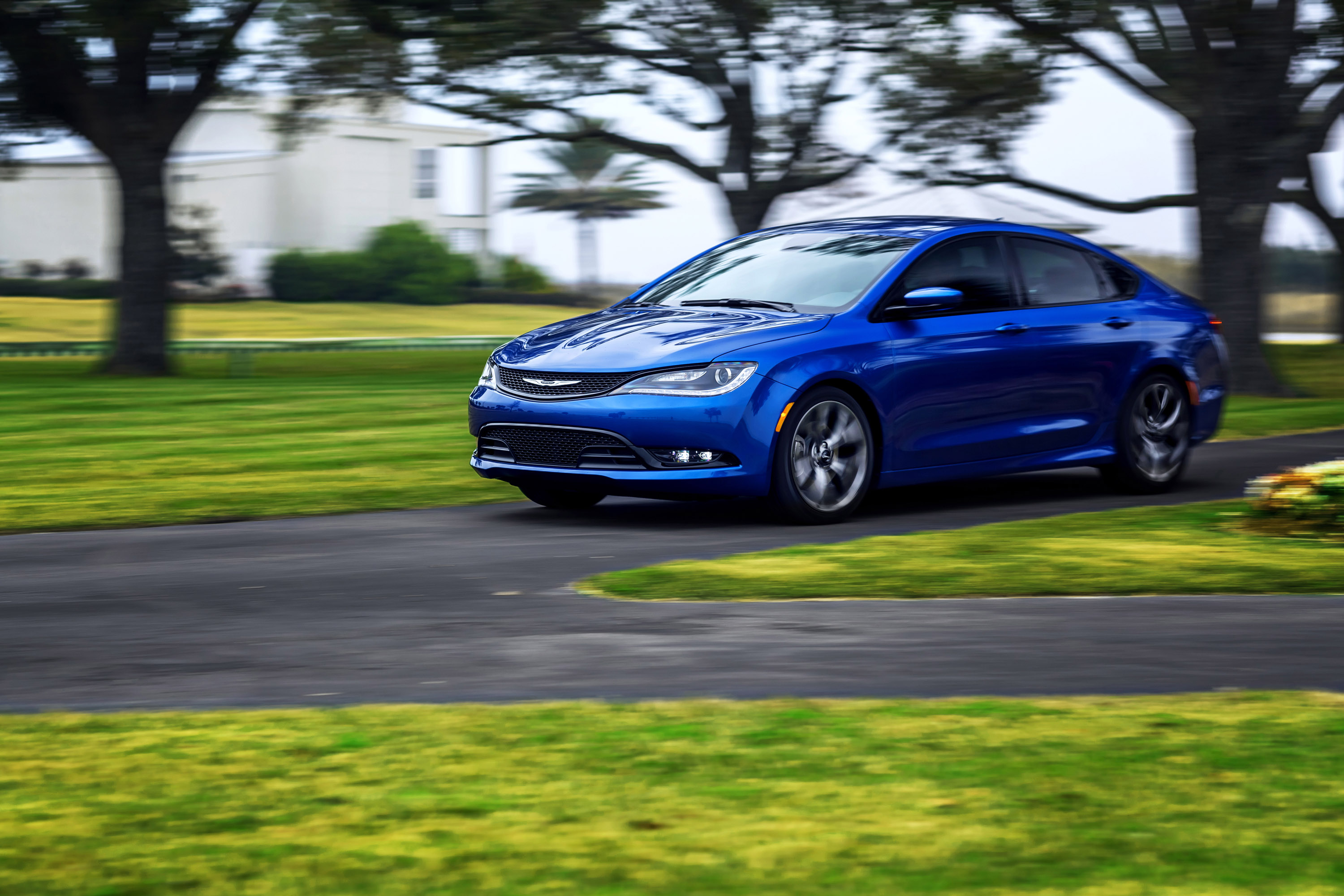 Chrysler 200 photo #22